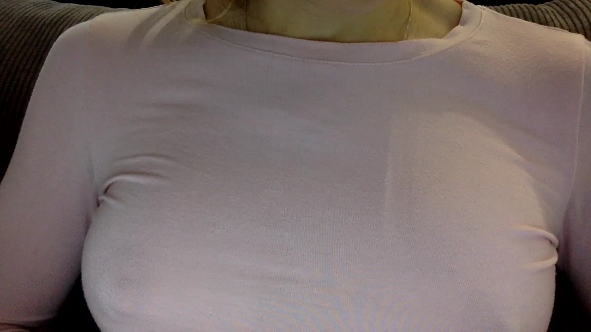 Gallery image thumbnail from EgoisticKitty's myfreecams stream on, 11/07/2024, 09:49 image 18 of 20