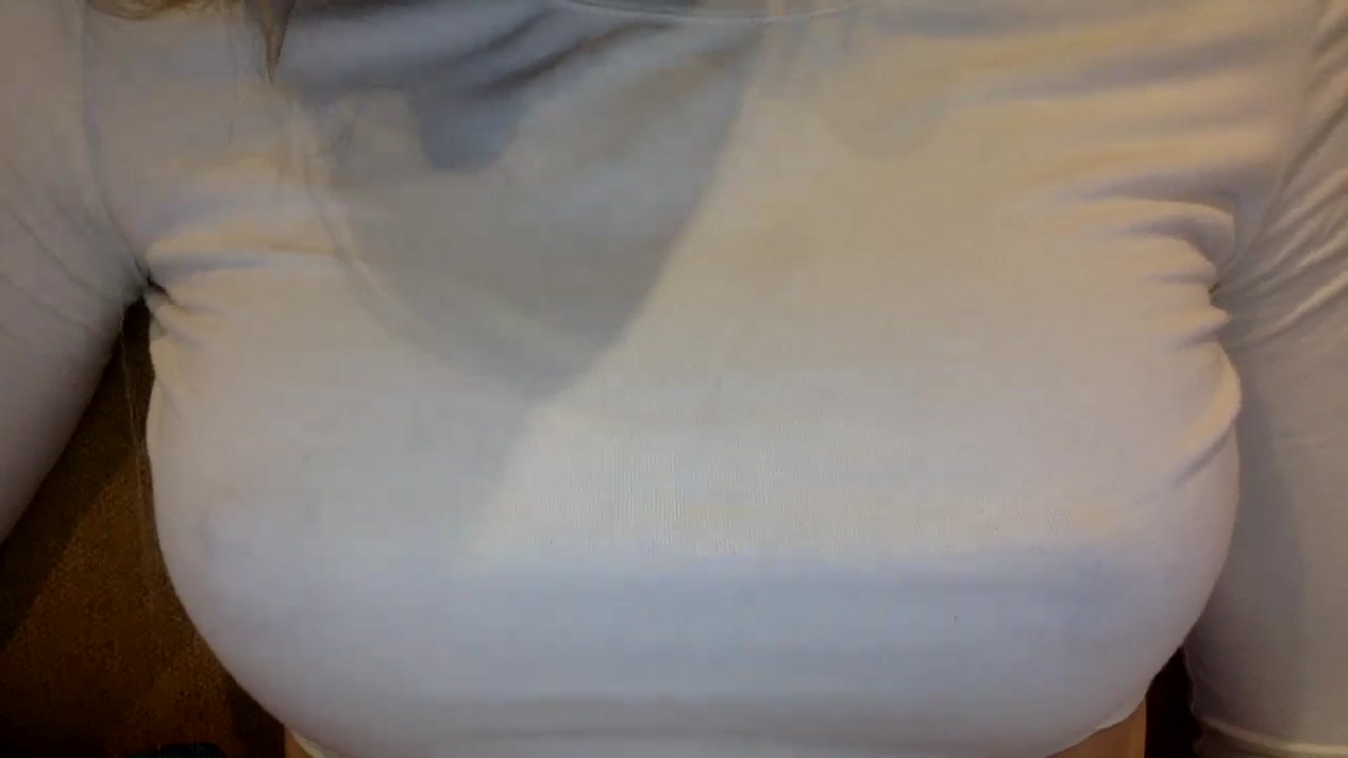 Gallery image thumbnail from EgoisticKitty's myfreecams stream on, 11/08/2024, 15:00 image 13 of 20