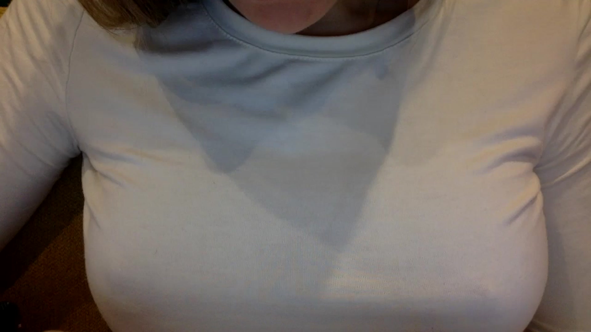 Gallery image thumbnail from EgoisticKitty's myfreecams stream on, 11/08/2024, 15:00 image 6 of 20