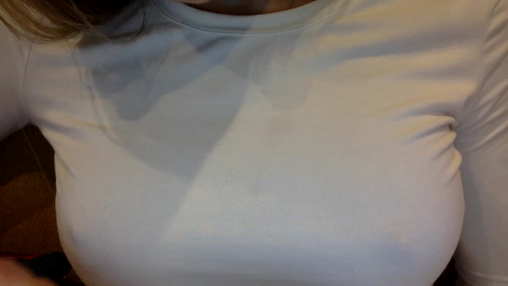 Gallery image thumbnail from EgoisticKitty's myfreecams stream on, 11/08/2024, 15:00 image 10 of 20