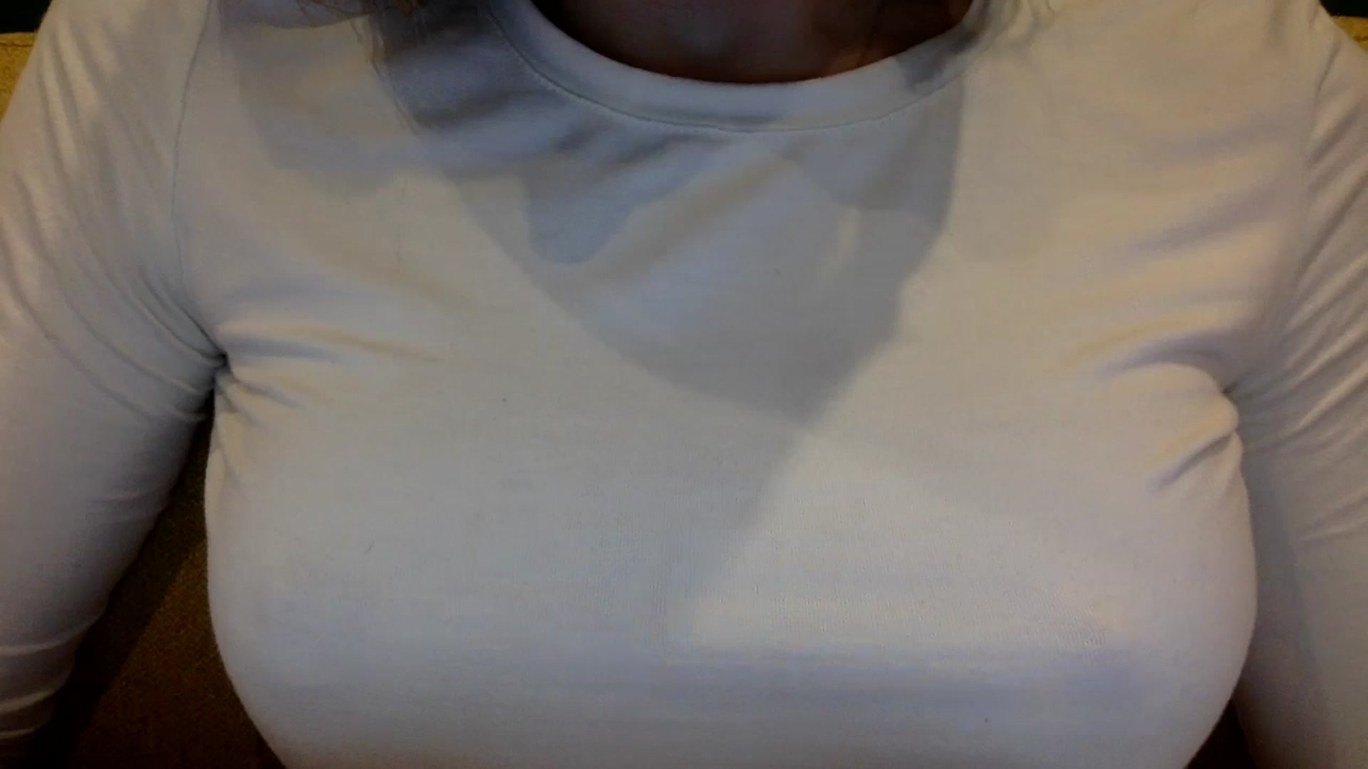 Gallery image thumbnail from EgoisticKitty's myfreecams stream on, 11/08/2024, 15:00 image 4 of 20