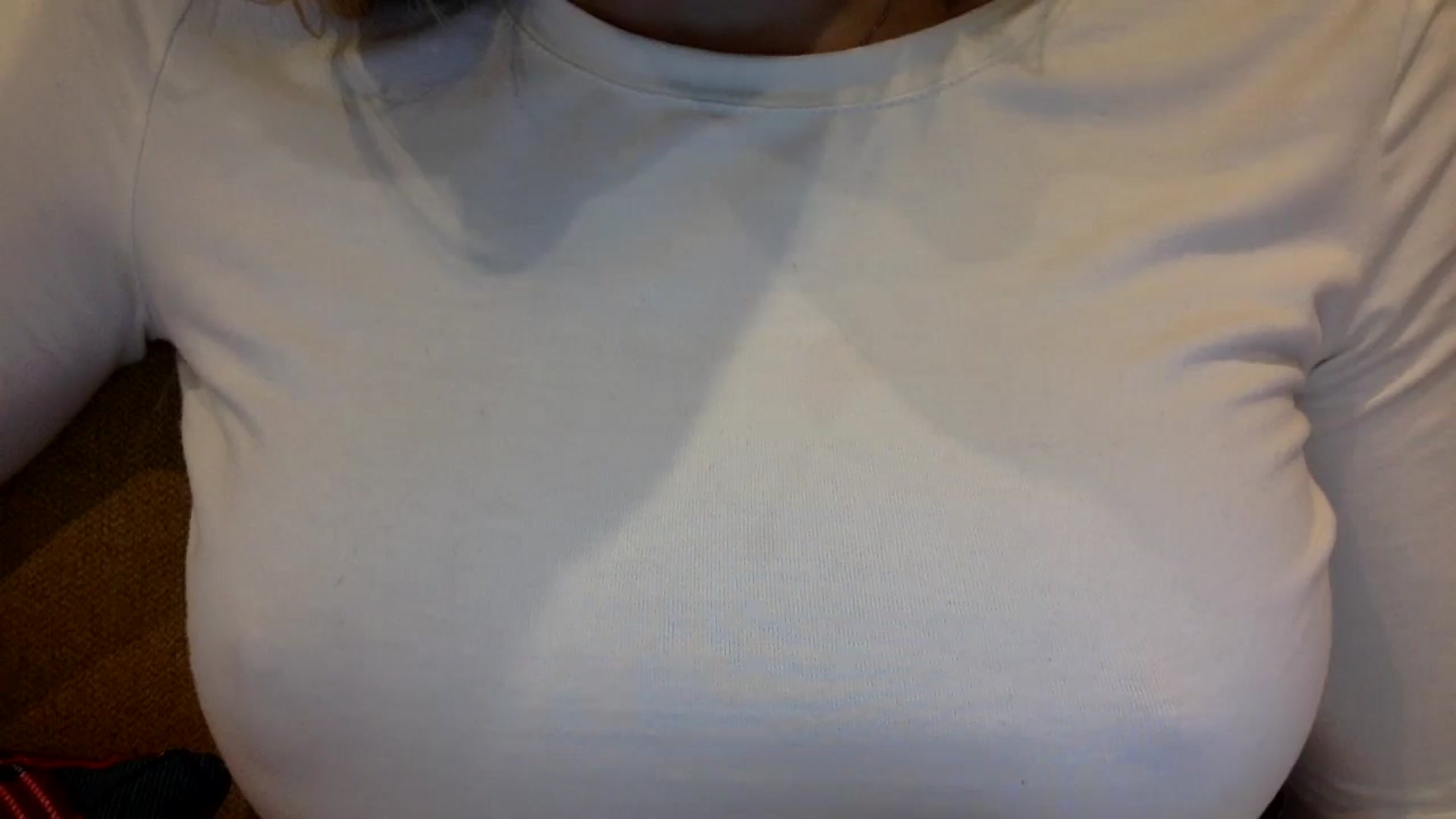Gallery image thumbnail from EgoisticKitty's myfreecams stream on, 11/08/2024, 15:00 image 18 of 20