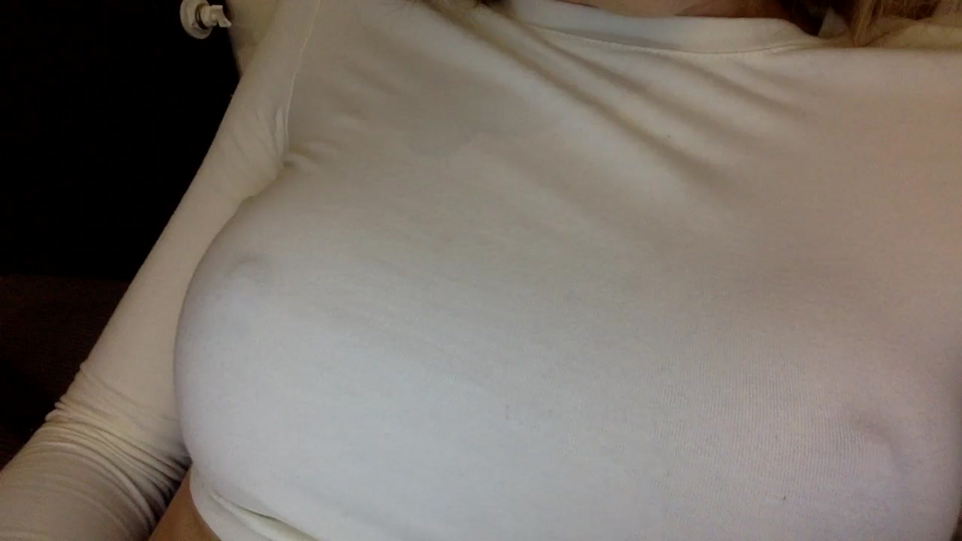 Gallery image thumbnail from EgoisticKitty's myfreecams stream on, 11/09/2024, 15:13 image 6 of 20