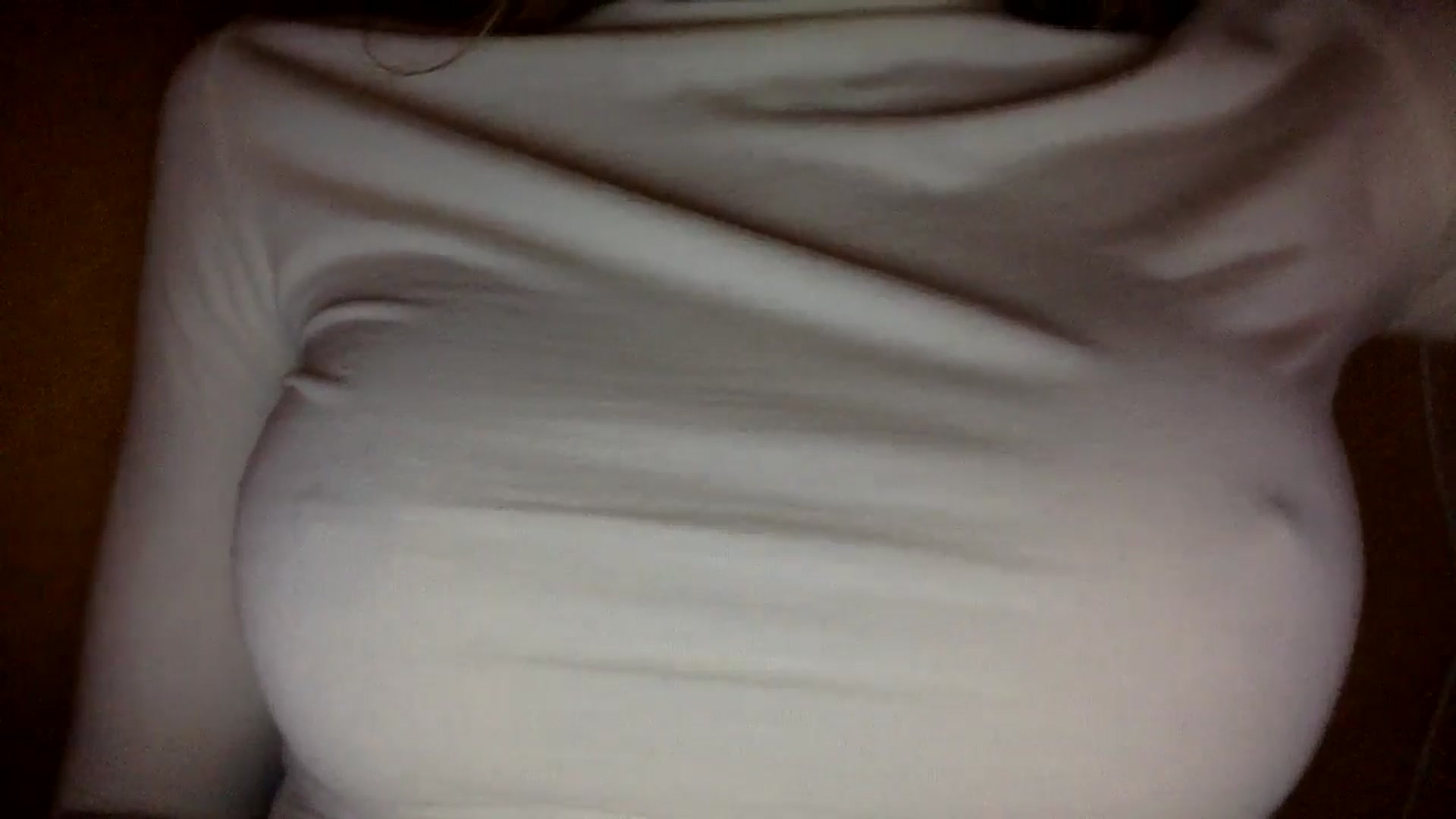 Gallery image thumbnail from EgoisticKitty's myfreecams stream on, 11/11/2024, 15:16 image 17 of 20