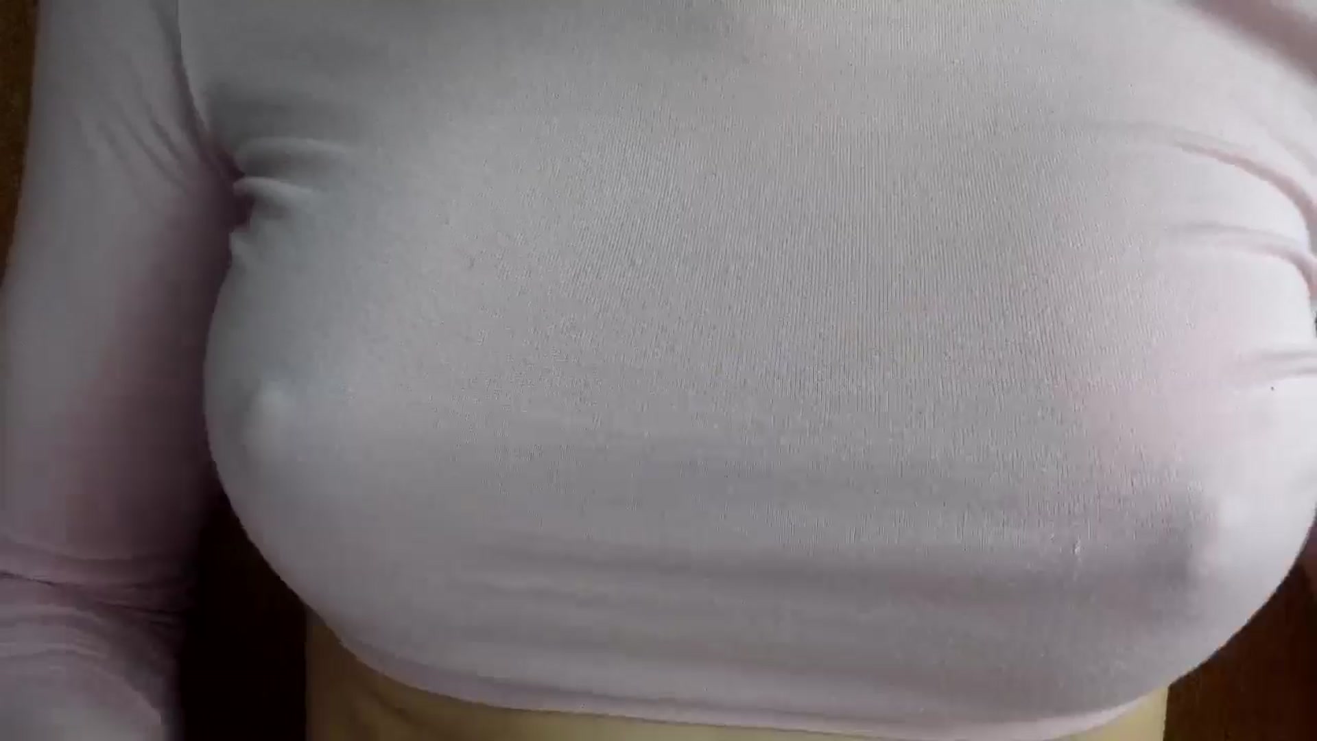 Gallery image thumbnail from EgoisticKitty's myfreecams stream on, 11/13/2024, 10:17 image 6 of 20