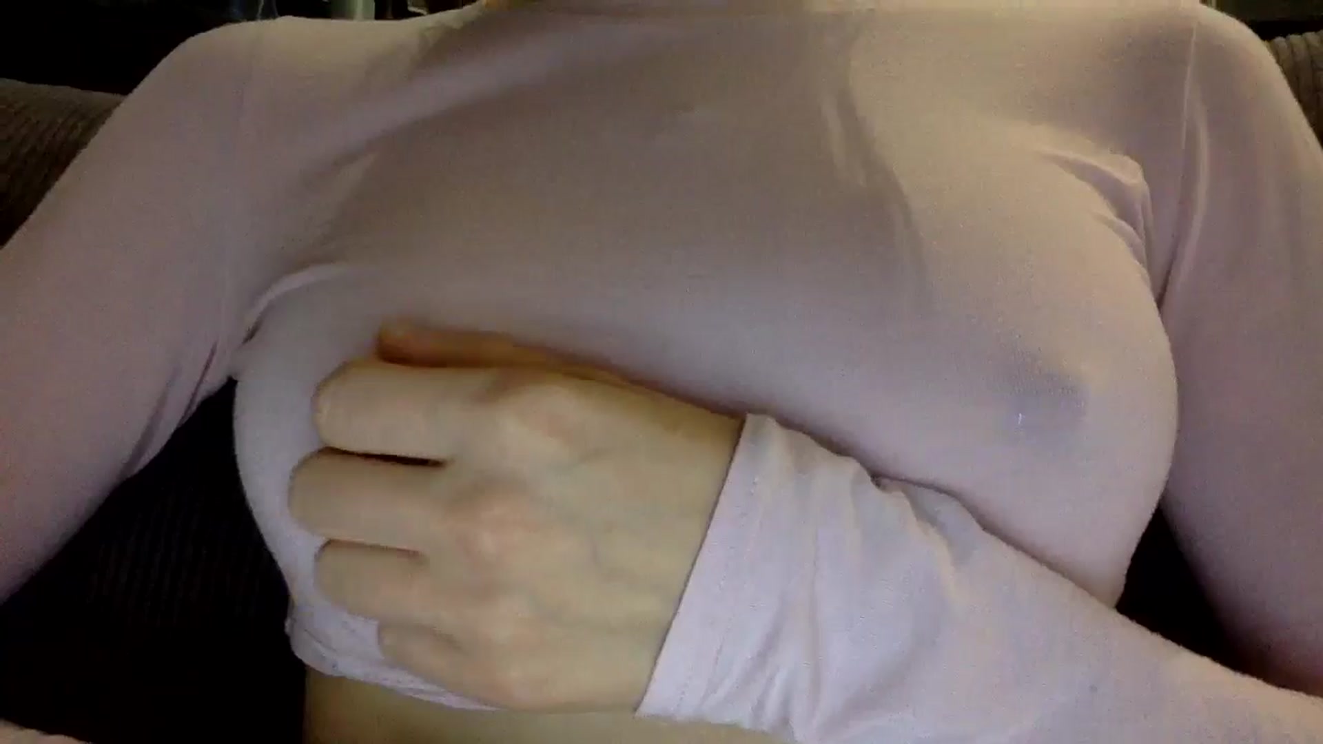 Gallery image thumbnail from EgoisticKitty's myfreecams stream on, 11/15/2024, 10:27 image 16 of 20
