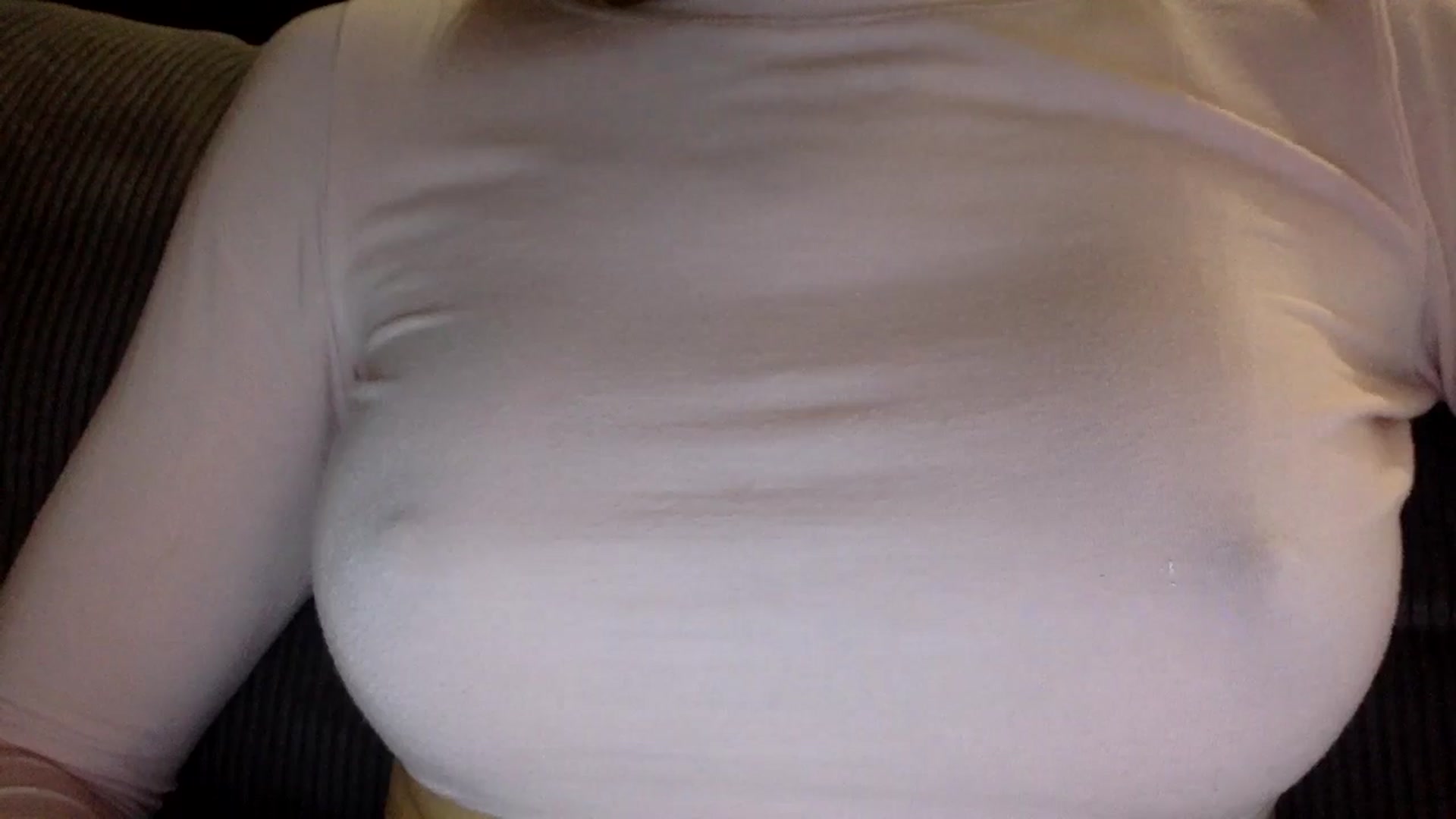 Gallery image thumbnail from EgoisticKitty's myfreecams stream on, 11/16/2024, 14:19 image 3 of 20