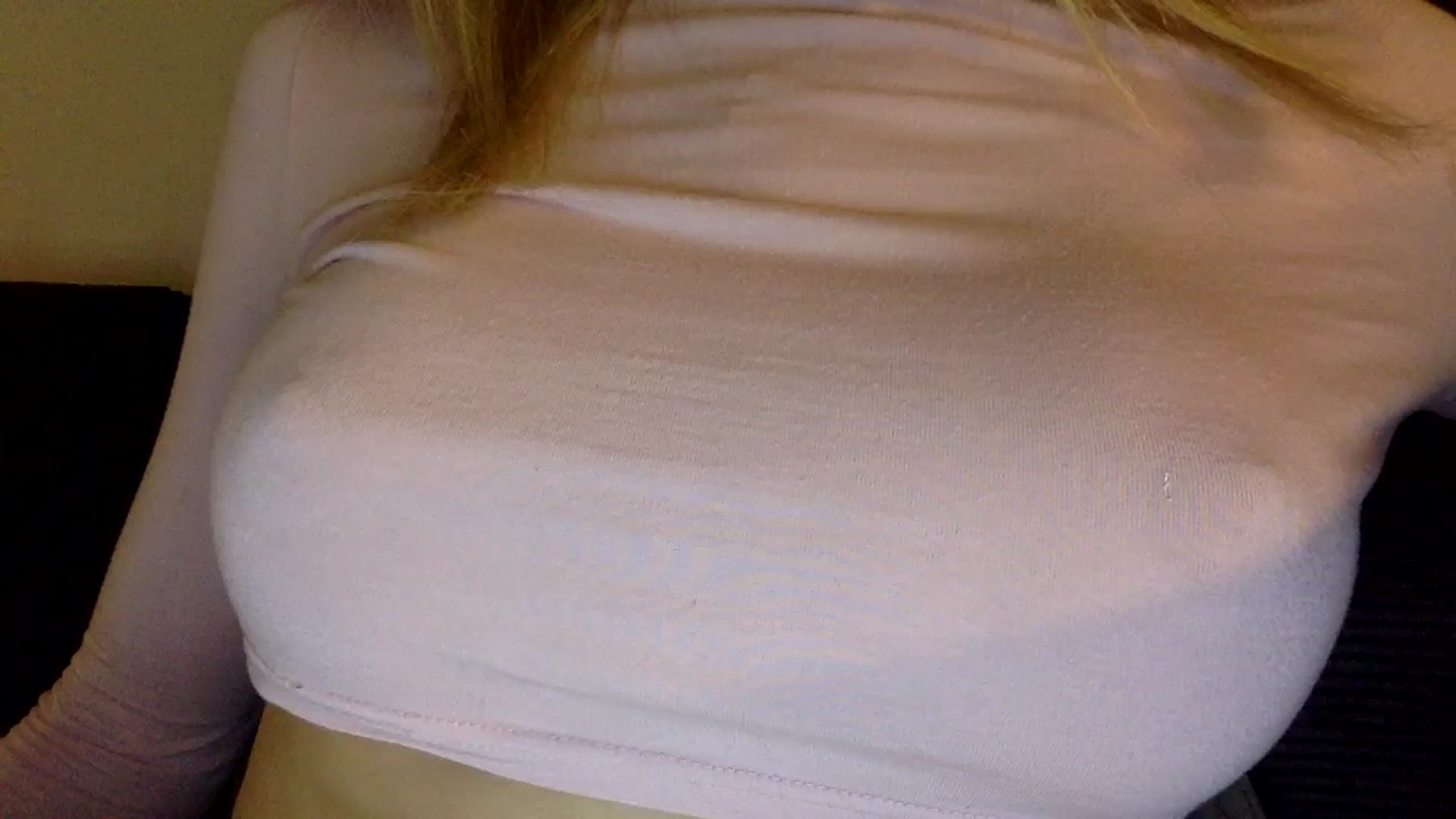 Gallery image thumbnail from EgoisticKitty's myfreecams stream on, 11/16/2024, 21:03 image 4 of 20