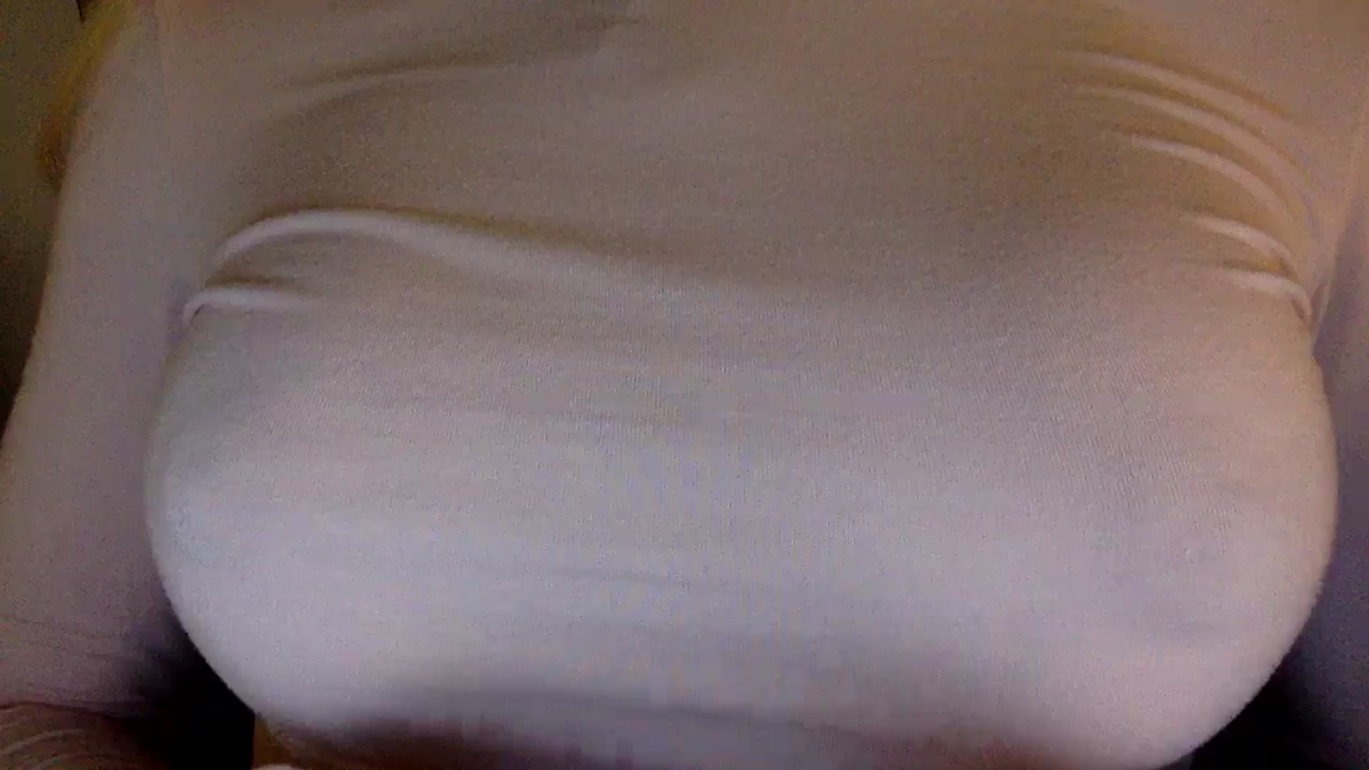 Gallery image thumbnail from EgoisticKitty's myfreecams stream on, 11/16/2024, 21:03 image 17 of 20