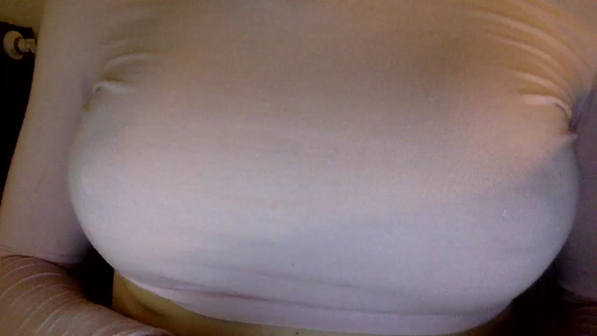 Gallery image thumbnail from EgoisticKitty's myfreecams stream on, 11/16/2024, 21:03 image 11 of 20