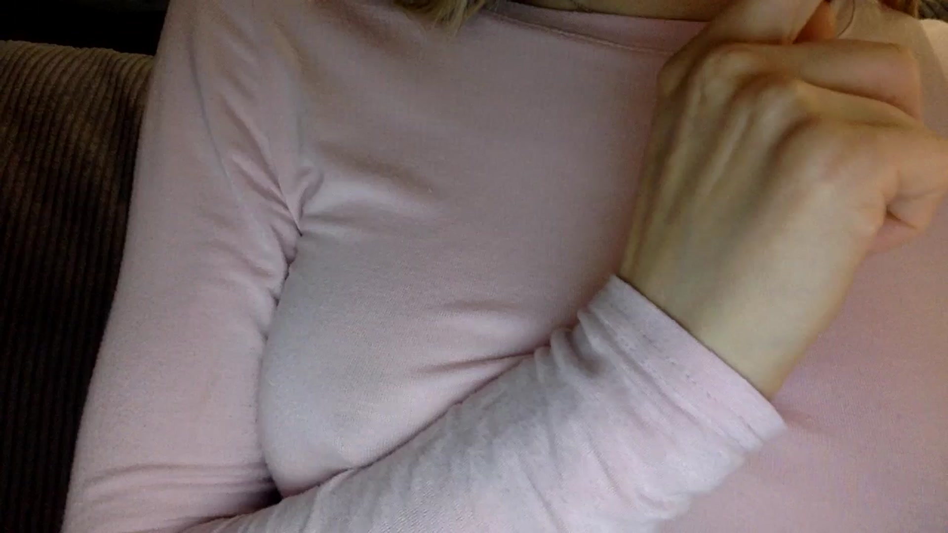 Gallery image thumbnail from EgoisticKitty's myfreecams stream on, 11/17/2024, 12:25 image 10 of 20