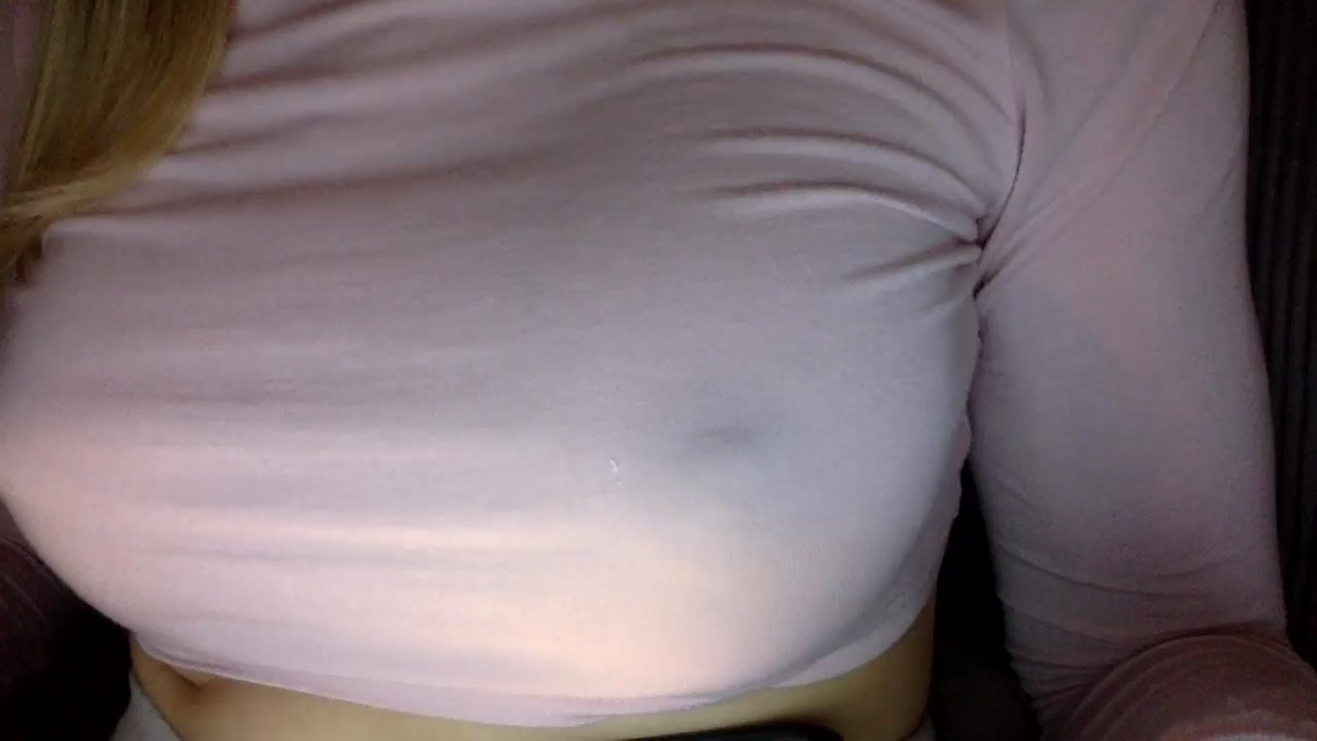 Gallery image thumbnail from EgoisticKitty's myfreecams stream on, 11/18/2024, 09:21 image 11 of 20