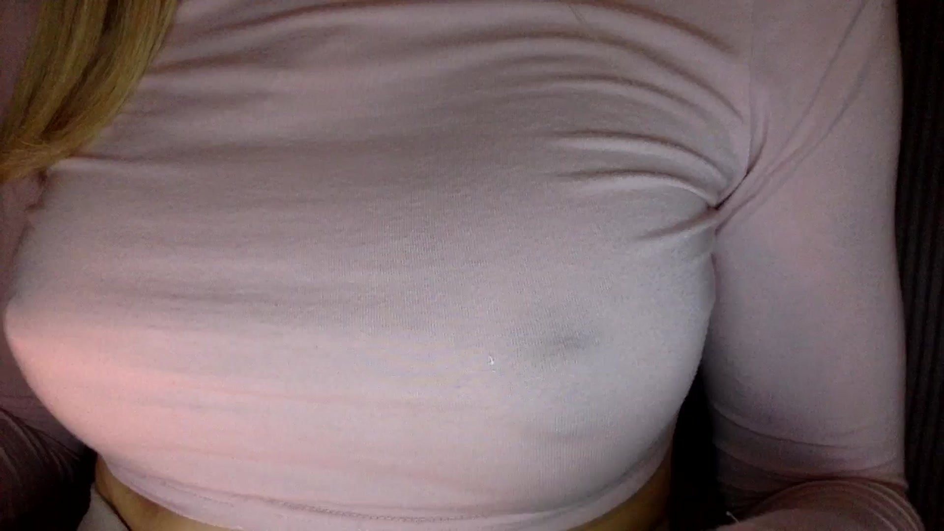 Gallery image thumbnail from EgoisticKitty's myfreecams stream on, 11/18/2024, 09:21 image 5 of 20