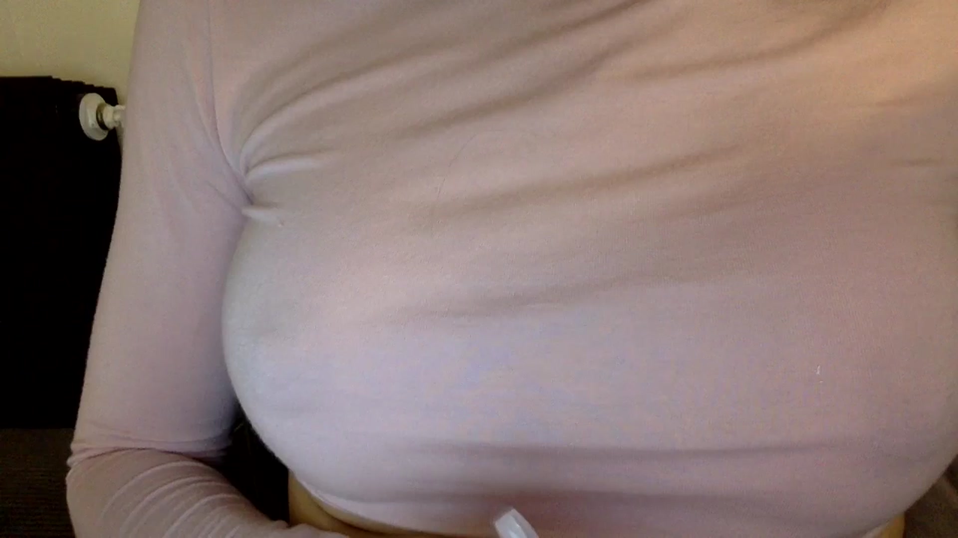 Gallery image thumbnail from EgoisticKitty's myfreecams stream on, 11/19/2024, 11:28 image 15 of 20