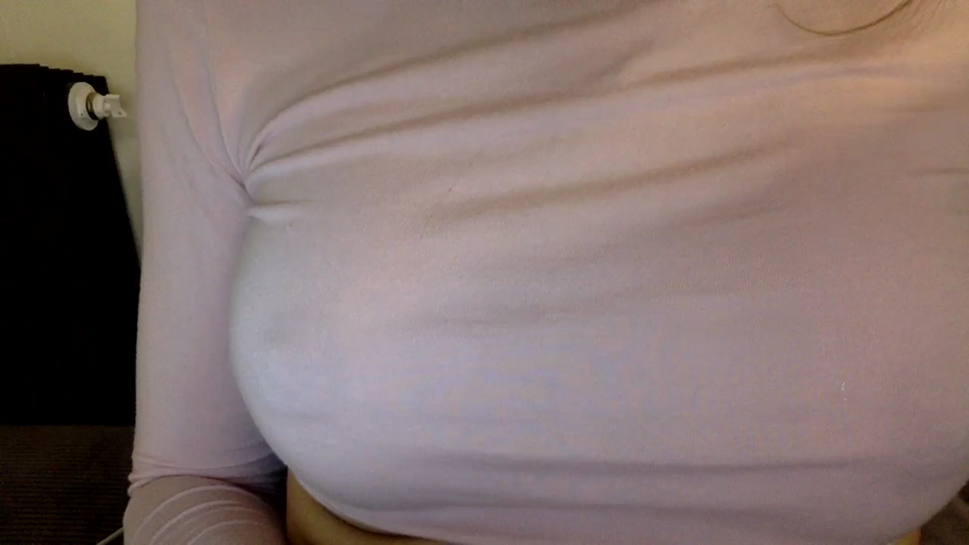 Gallery image thumbnail from EgoisticKitty's myfreecams stream on, 11/19/2024, 11:28 image 18 of 20