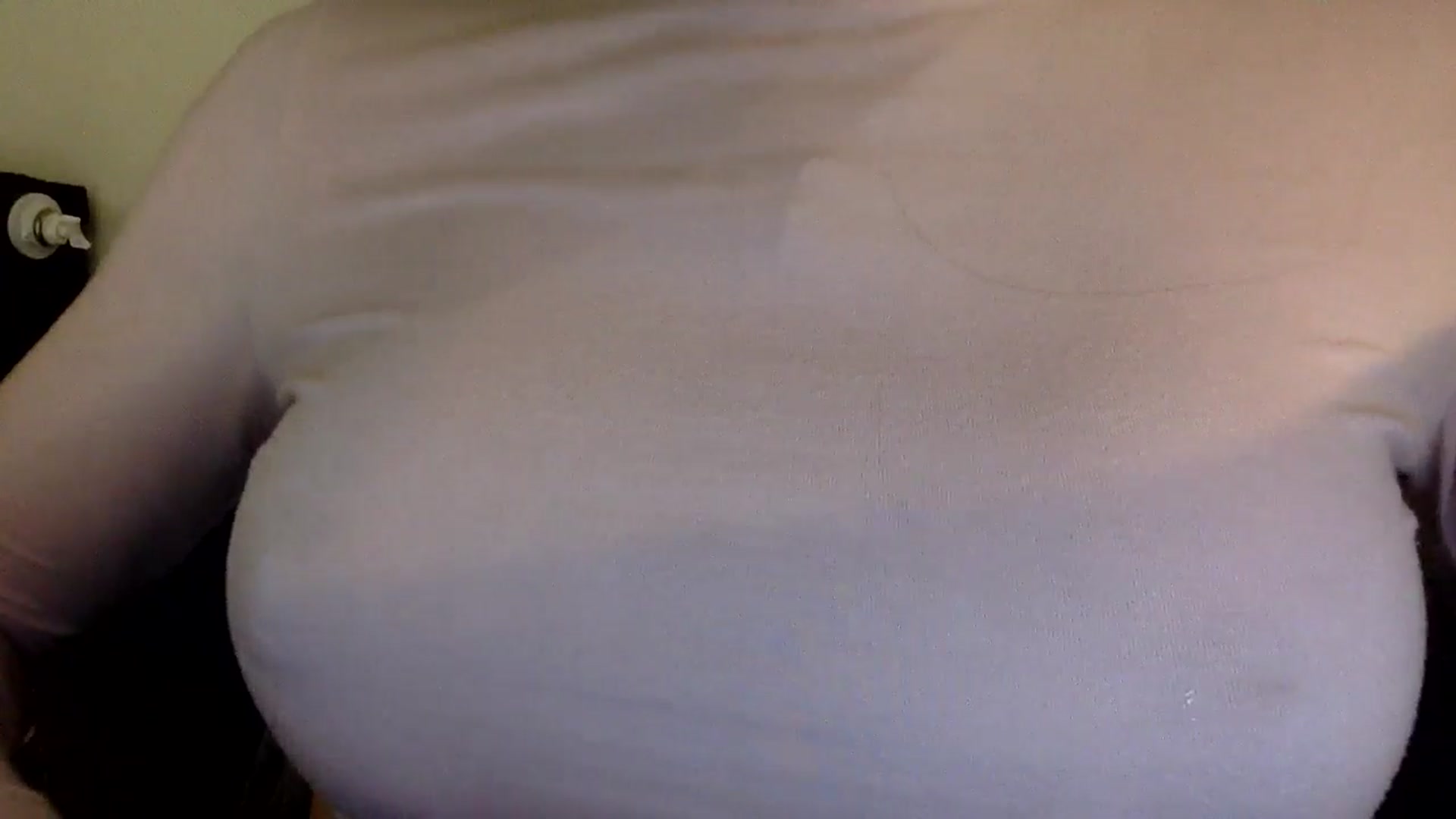 Gallery image thumbnail from EgoisticKitty's myfreecams stream on, 11/19/2024, 12:53 image 20 of 20