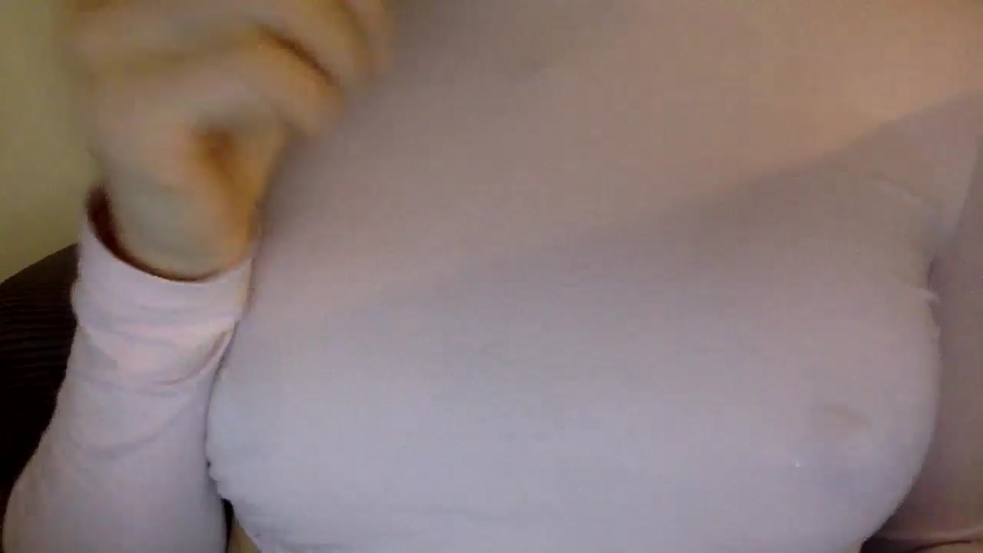 Gallery image thumbnail from EgoisticKitty's myfreecams stream on, 11/19/2024, 13:15 image 10 of 20