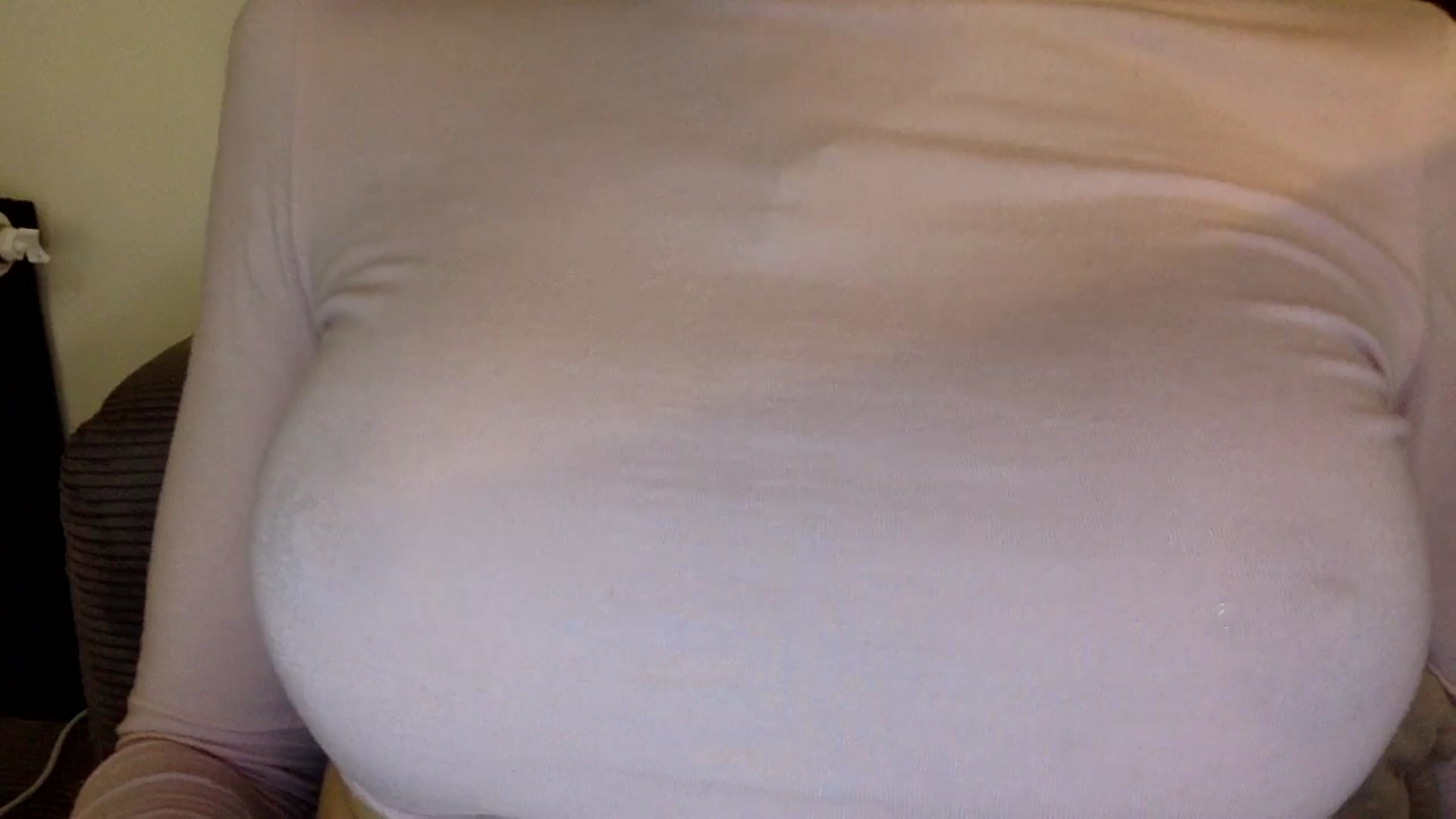 Gallery image thumbnail from EgoisticKitty's myfreecams stream on, 11/19/2024, 14:38 image 13 of 20