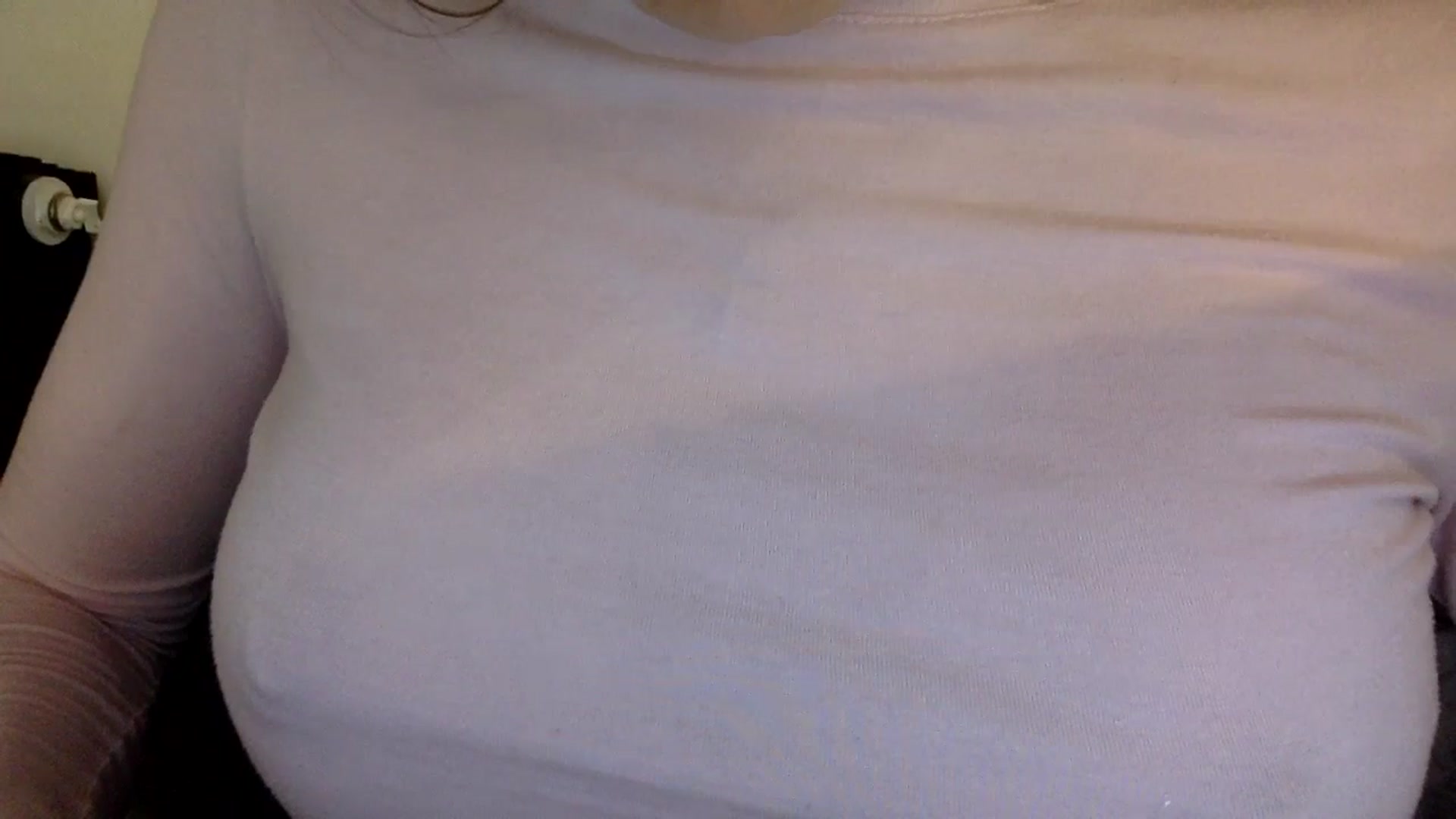 Gallery image thumbnail from EgoisticKitty's myfreecams stream on, 11/19/2024, 14:38 image 17 of 20