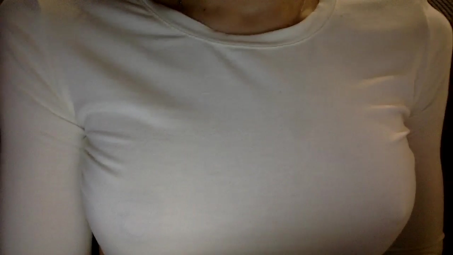 Gallery image thumbnail from EgoisticKitty's myfreecams stream on, 11/20/2024, 09:27 image 18 of 20