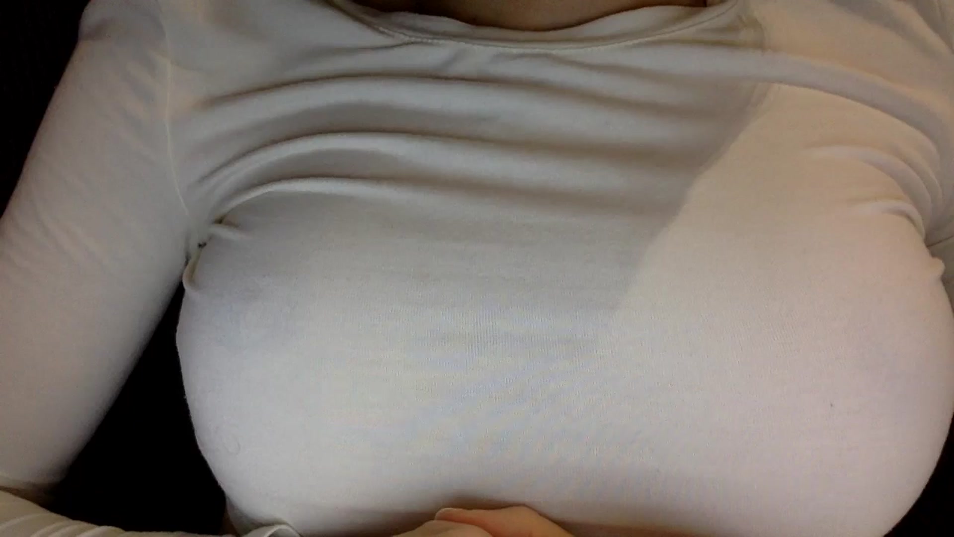 Gallery image thumbnail from EgoisticKitty's myfreecams stream on, 11/20/2024, 09:27 image 17 of 20