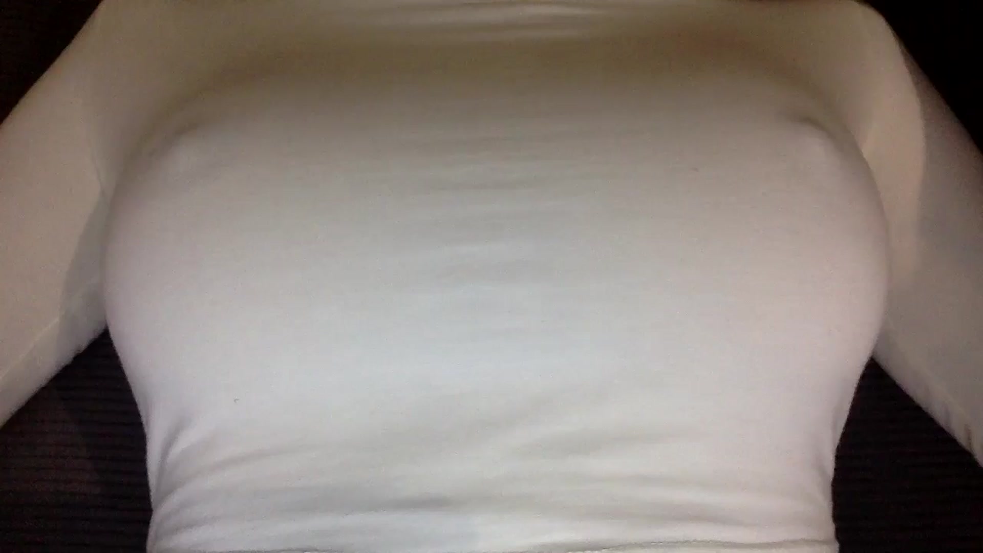 Gallery image thumbnail from EgoisticKitty's myfreecams stream on, 11/20/2024, 14:51 image 12 of 20