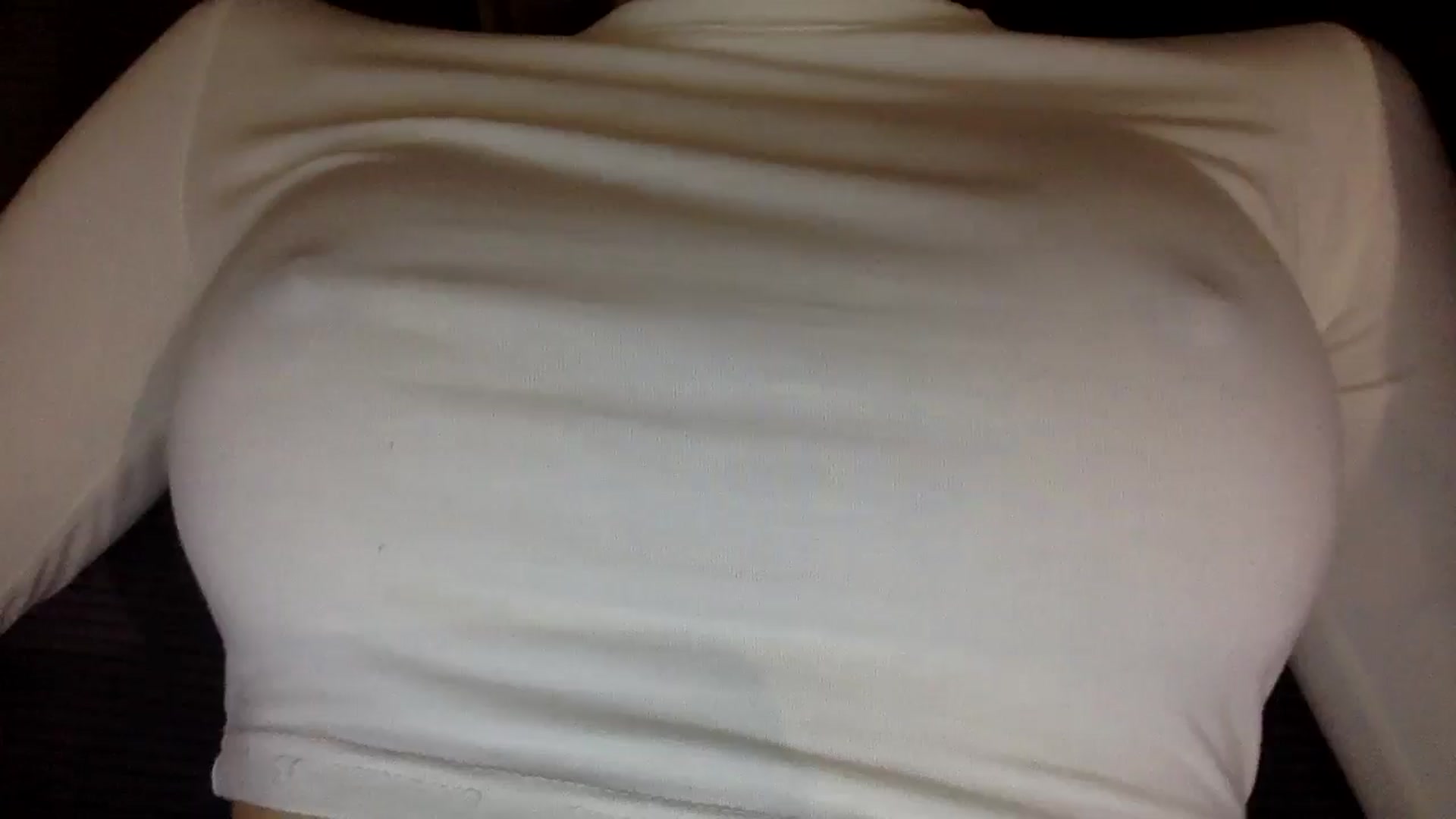 Gallery image thumbnail from EgoisticKitty's myfreecams stream on, 11/20/2024, 14:51 image 17 of 20