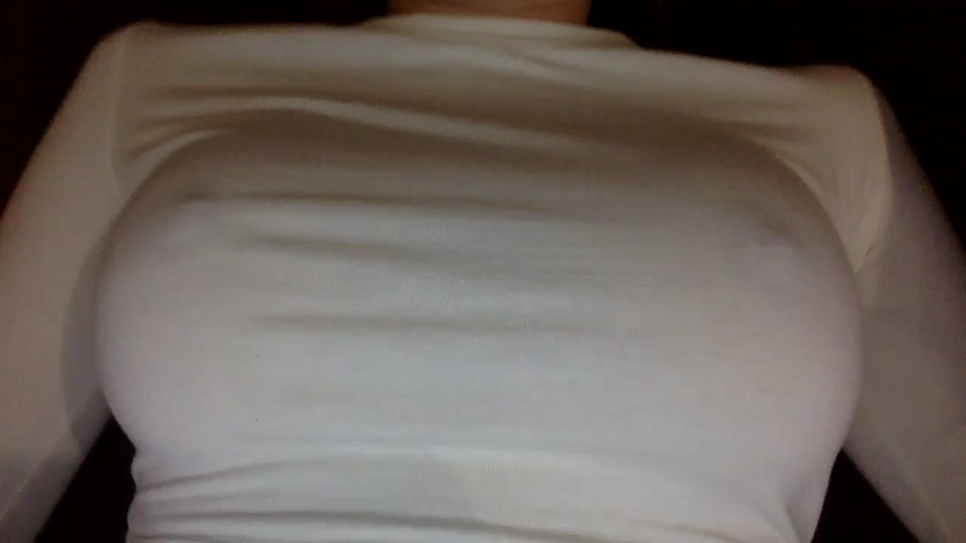 Gallery image thumbnail from EgoisticKitty's myfreecams stream on, 11/20/2024, 14:51 image 15 of 20