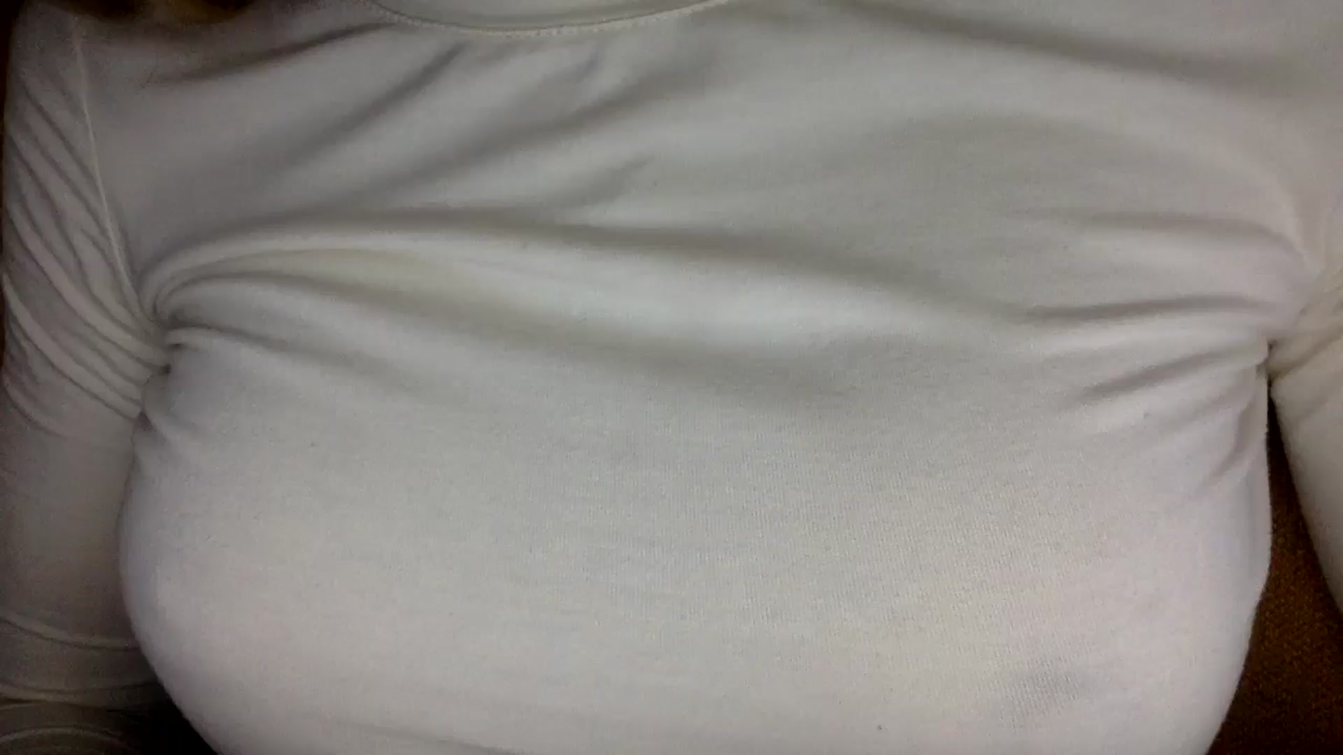Gallery image thumbnail from EgoisticKitty's myfreecams stream on, 11/22/2024, 10:16 image 15 of 20