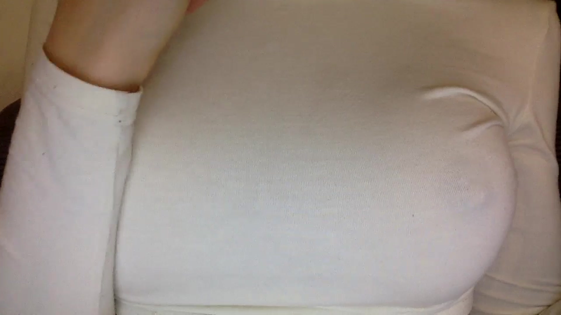 Gallery image thumbnail from EgoisticKitty's myfreecams stream on, 11/23/2024, 18:18 image 14 of 20