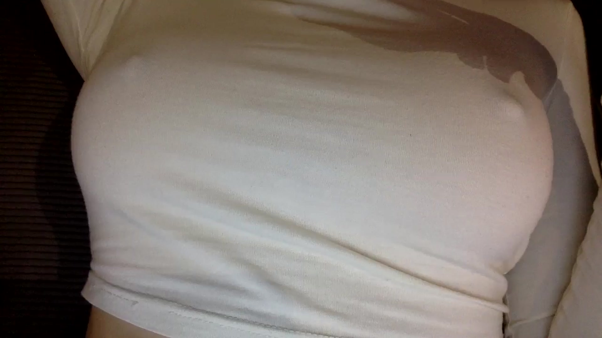 Gallery image thumbnail from EgoisticKitty's myfreecams stream on, 11/23/2024, 19:28 image 19 of 20