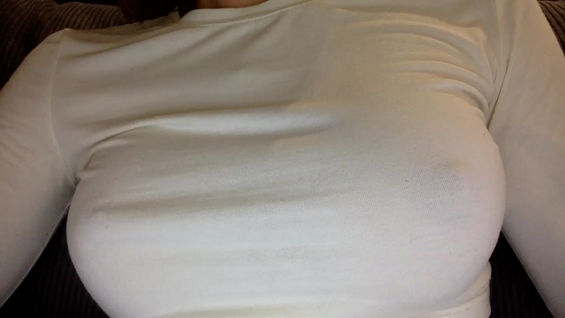 Gallery image thumbnail from EgoisticKitty's myfreecams stream on, 11/24/2024, 13:58 image 6 of 20