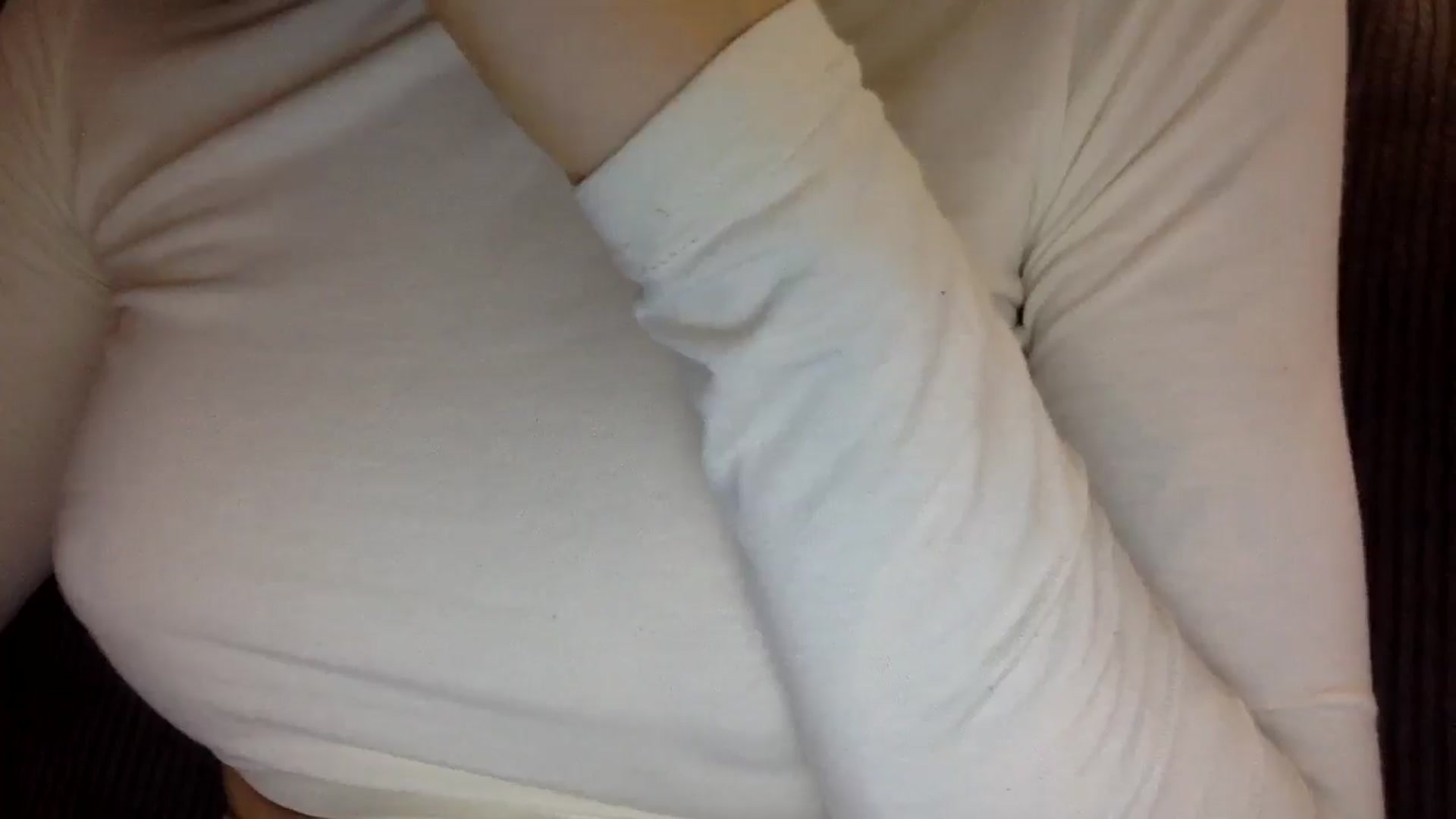 Gallery image thumbnail from EgoisticKitty's myfreecams stream on, 11/25/2024, 10:38 image 17 of 20
