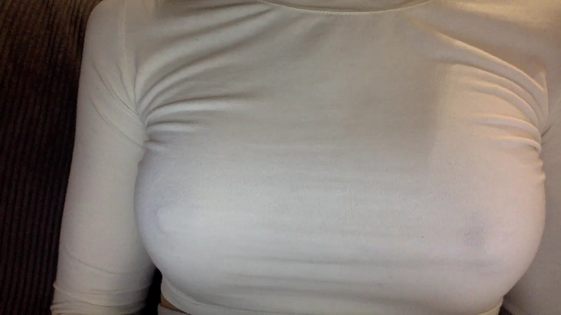 Gallery image thumbnail from EgoisticKitty's myfreecams stream on, 11/25/2024, 11:57 image 17 of 20