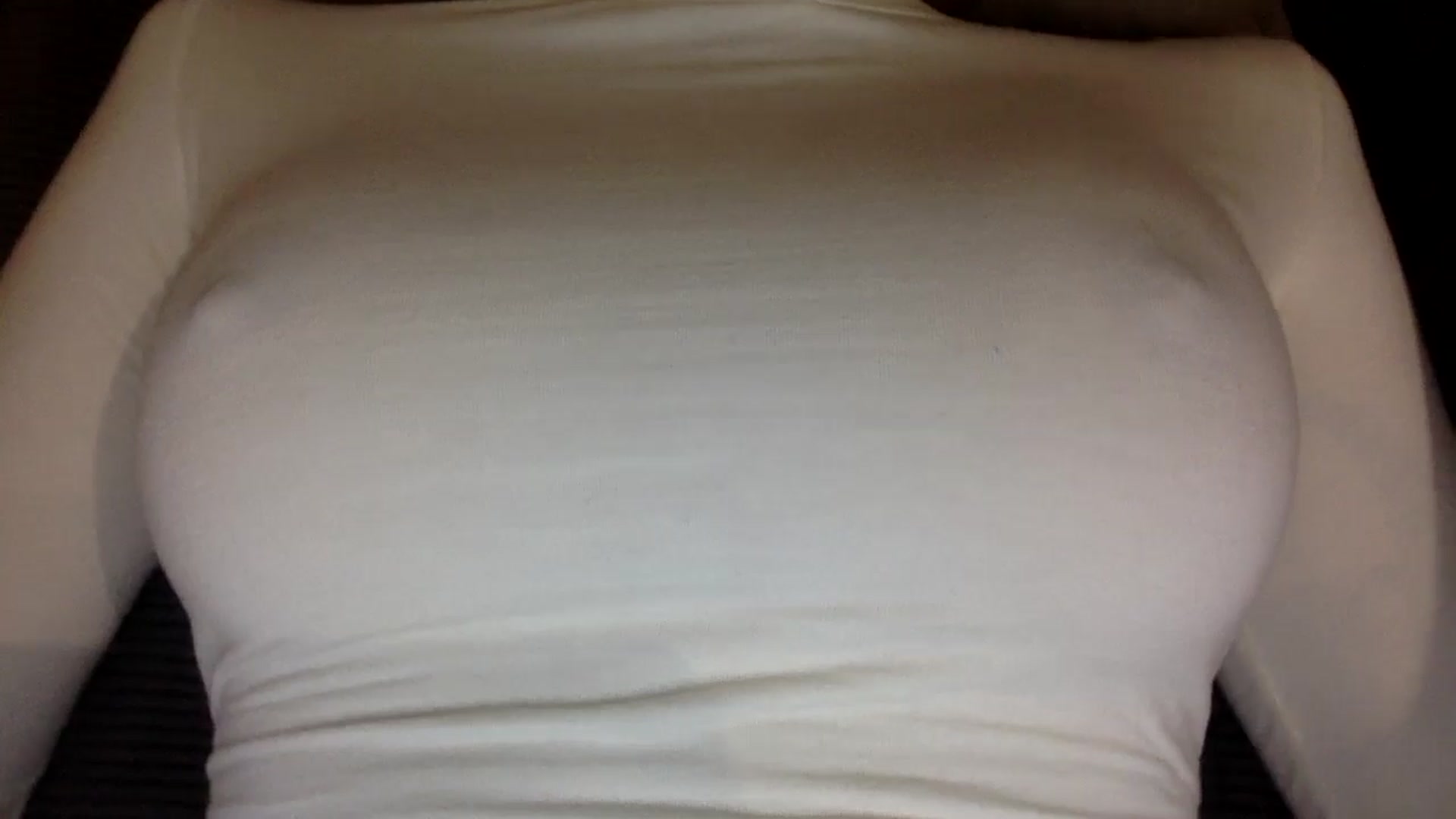 Gallery image thumbnail from EgoisticKitty's myfreecams stream on, 11/25/2024, 14:30 image 4 of 20