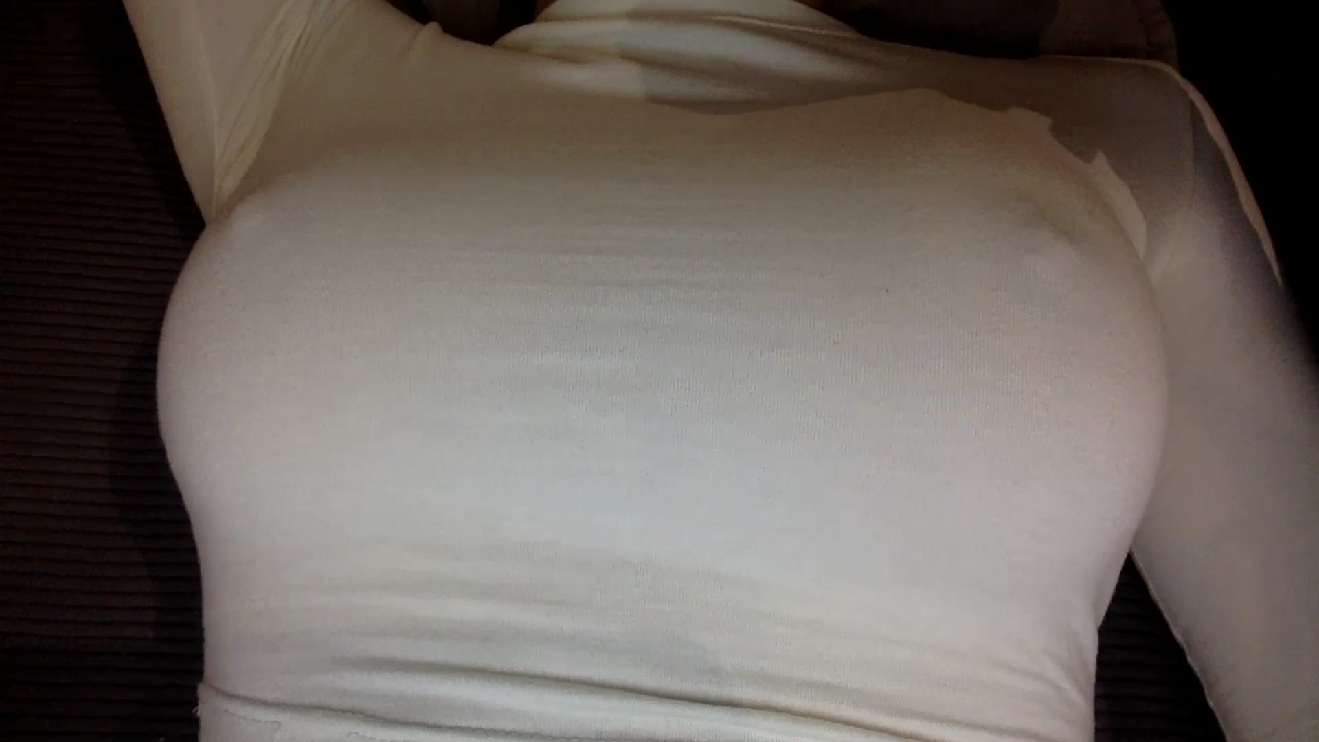 Gallery image thumbnail from EgoisticKitty's myfreecams stream on, 11/25/2024, 14:30 image 9 of 20