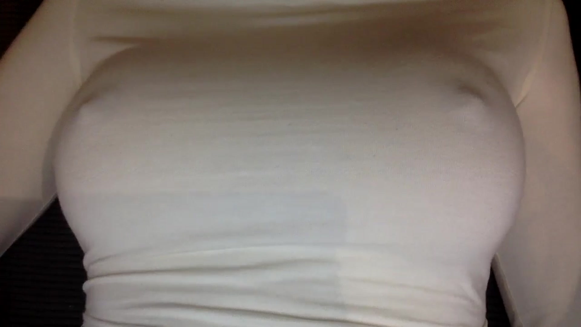Gallery image thumbnail from EgoisticKitty's myfreecams stream on, 11/25/2024, 14:30 image 11 of 20