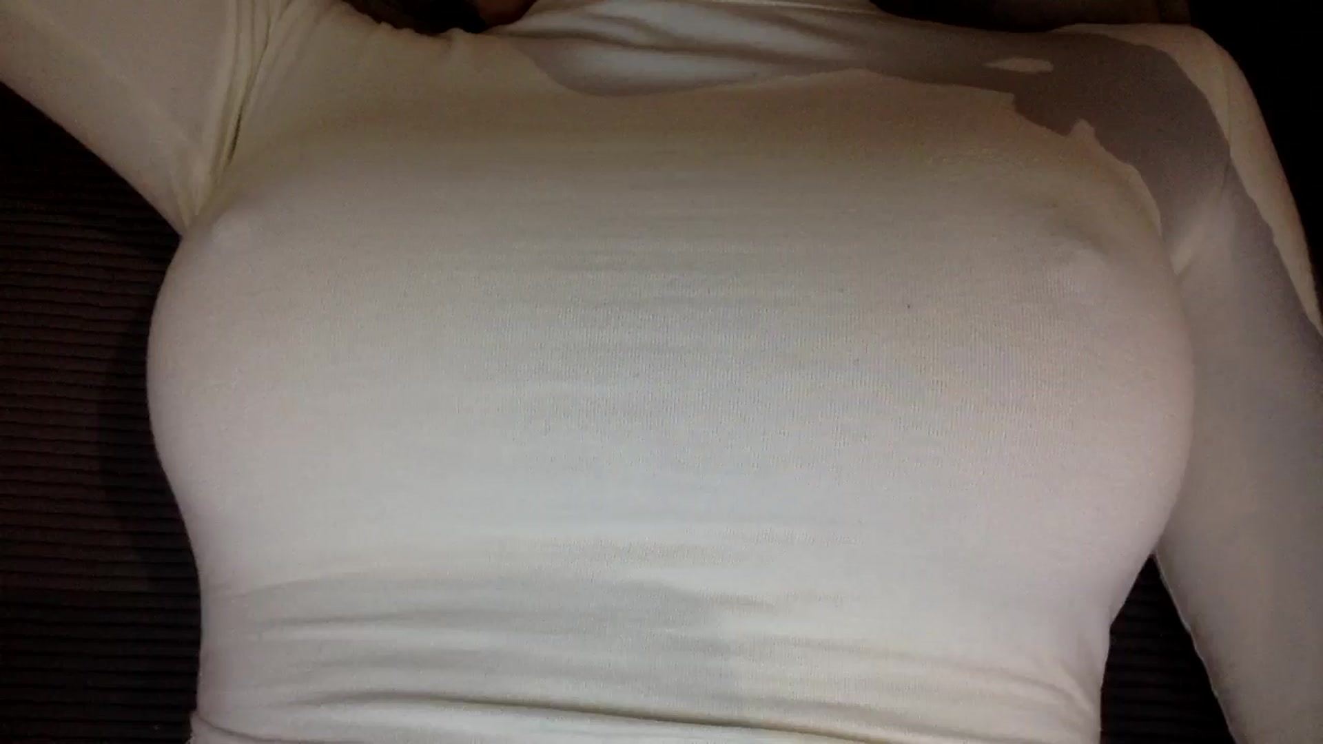 Gallery image thumbnail from EgoisticKitty's myfreecams stream on, 11/25/2024, 14:30 image 6 of 20