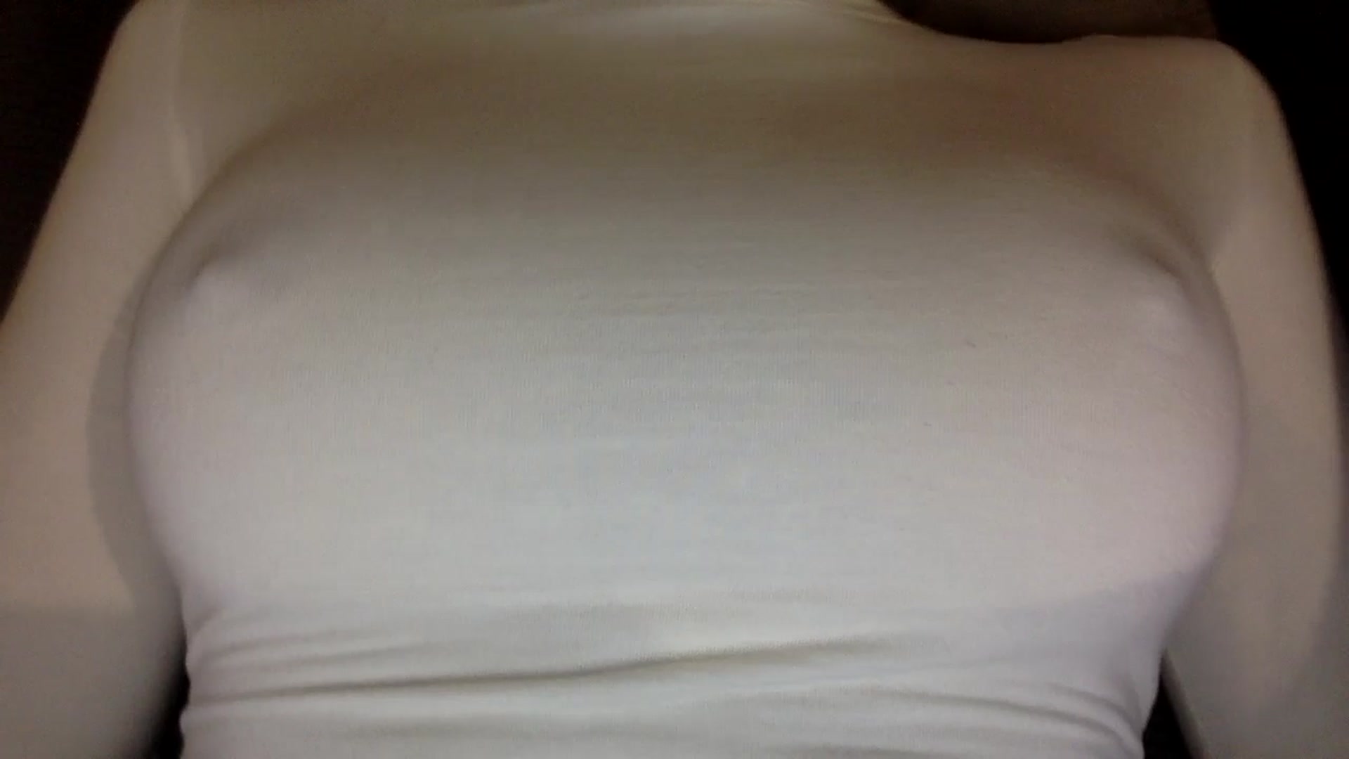 Gallery image thumbnail from EgoisticKitty's myfreecams stream on, 11/25/2024, 14:30 image 17 of 20