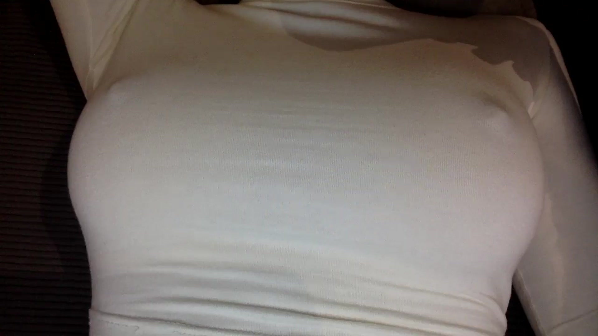 Gallery image thumbnail from EgoisticKitty's myfreecams stream on, 11/25/2024, 14:30 image 13 of 20