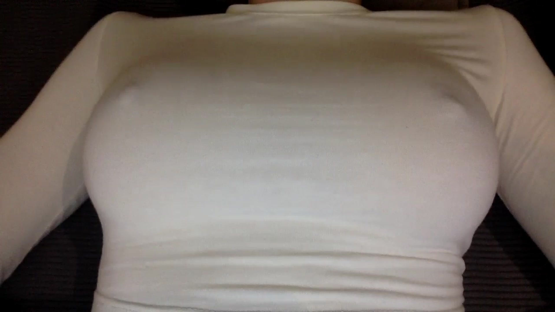 Gallery image thumbnail from EgoisticKitty's myfreecams stream on, 11/25/2024, 15:07 image 7 of 20