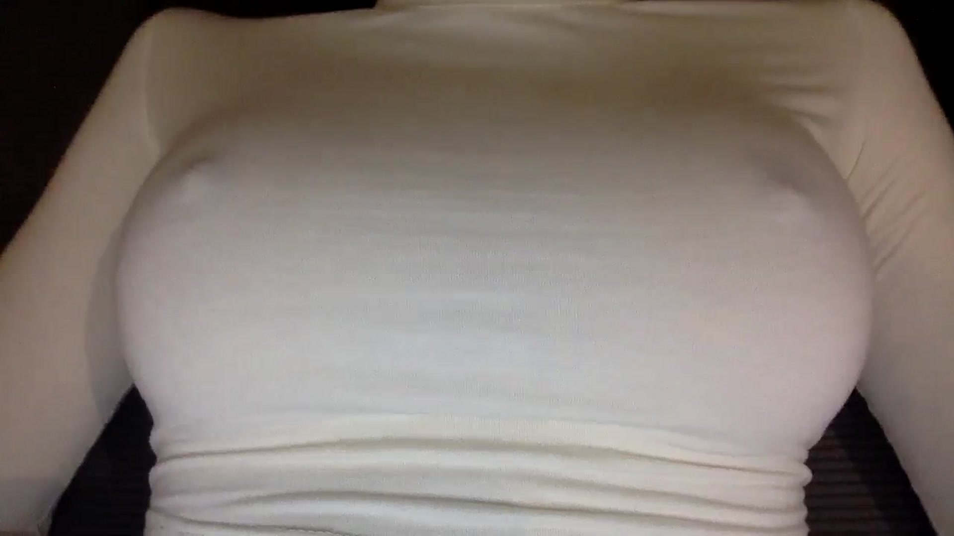 Gallery image thumbnail from EgoisticKitty's myfreecams stream on, 11/25/2024, 15:07 image 16 of 20