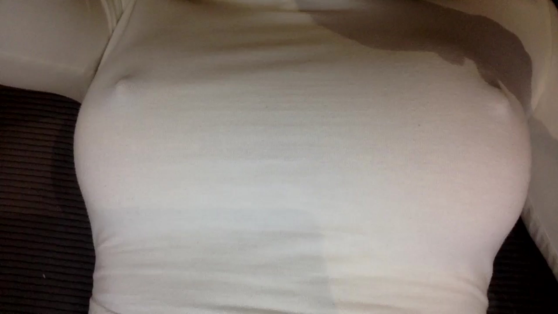Gallery image thumbnail from EgoisticKitty's myfreecams stream on, 11/26/2024, 16:10 image 13 of 20