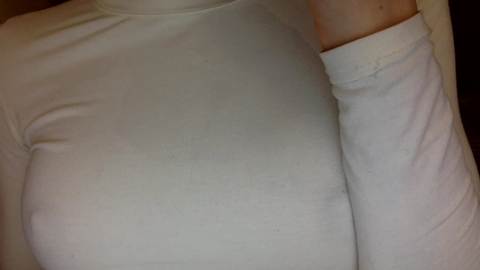 Gallery image thumbnail from EgoisticKitty's myfreecams stream on, 11/26/2024, 16:33 image 17 of 20