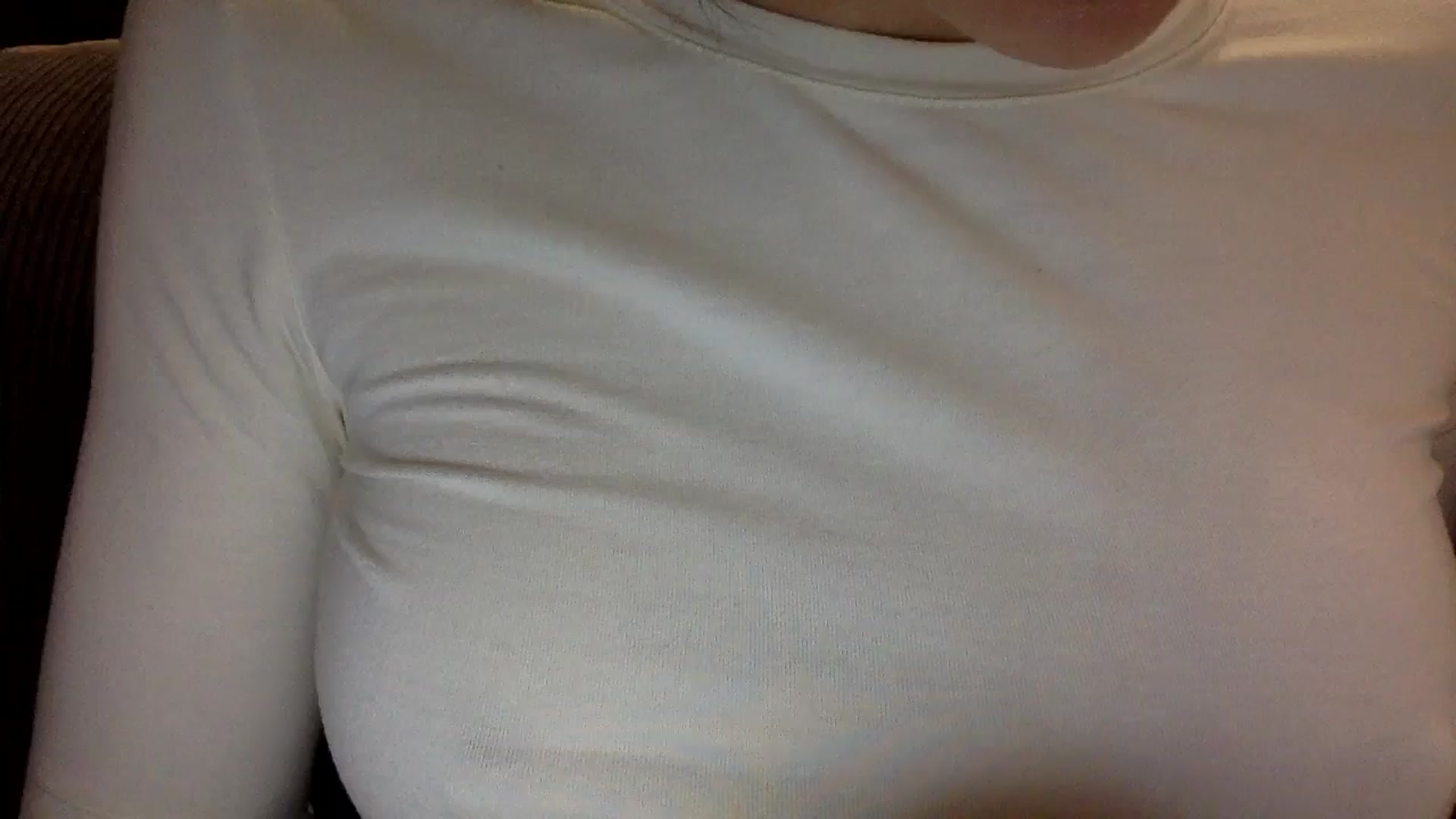 Gallery image thumbnail from EgoisticKitty's myfreecams stream on, 11/27/2024, 08:10 image 17 of 20