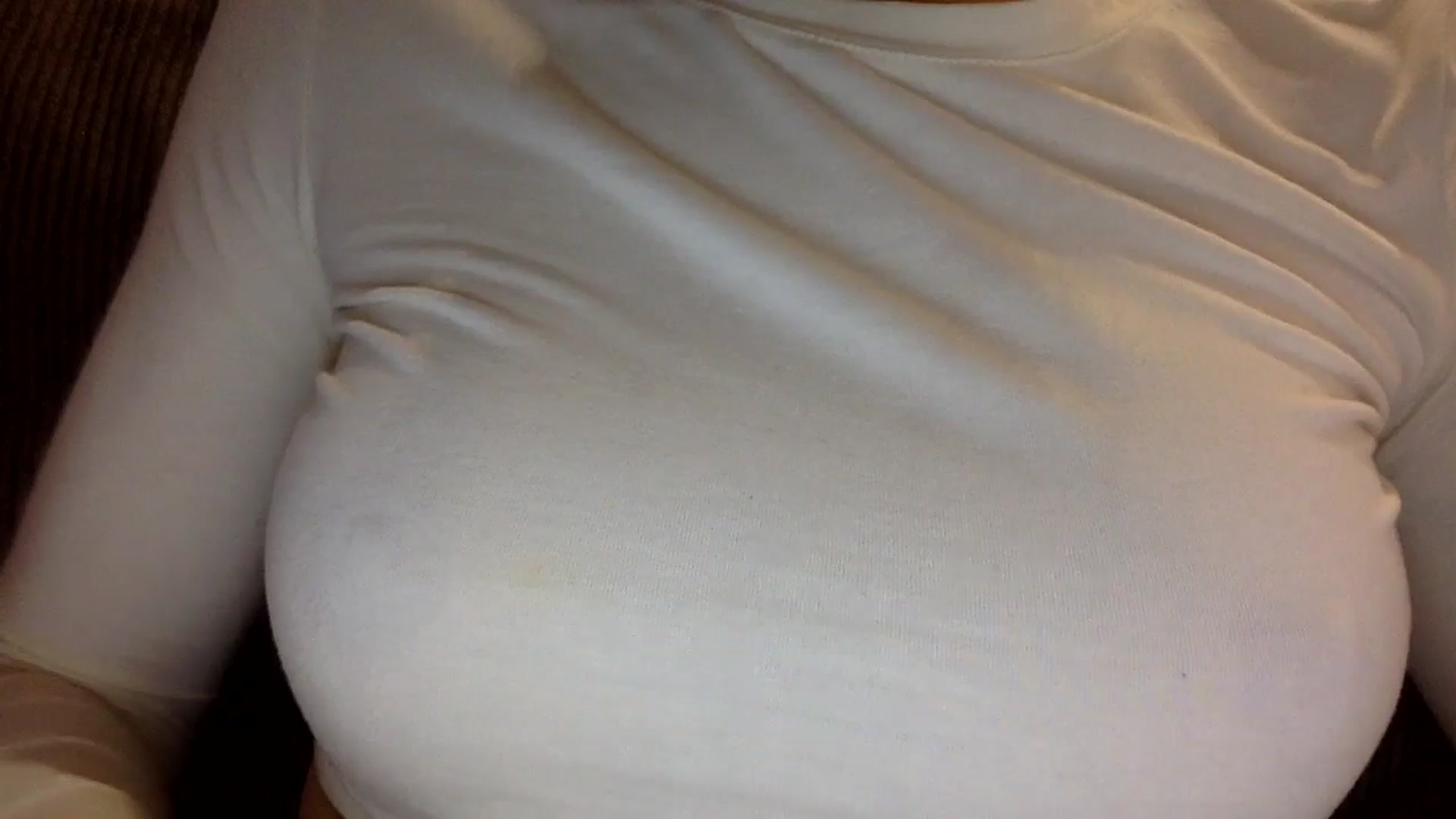 Gallery image thumbnail from EgoisticKitty's myfreecams stream on, 11/27/2024, 09:16 image 14 of 20