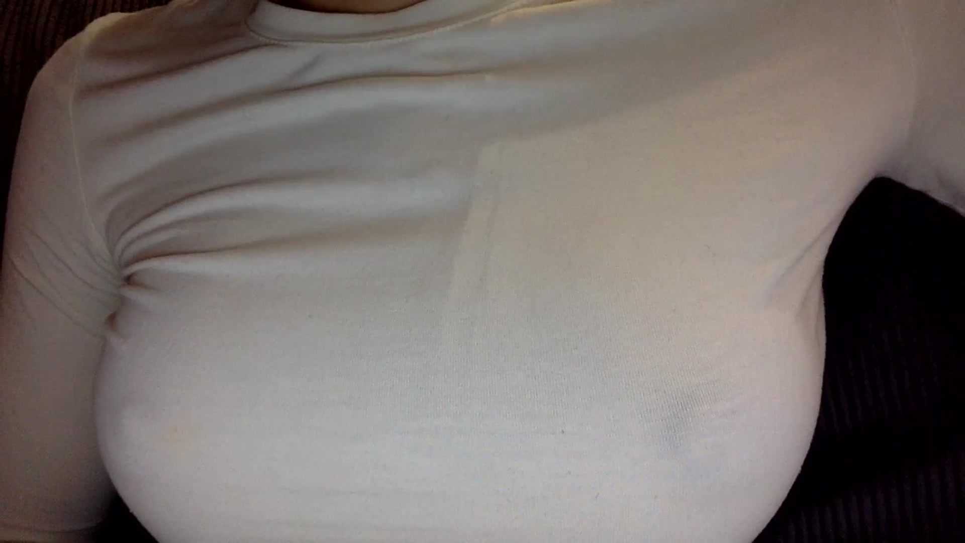Gallery image thumbnail from EgoisticKitty's myfreecams stream on, 11/27/2024, 11:14 image 16 of 20