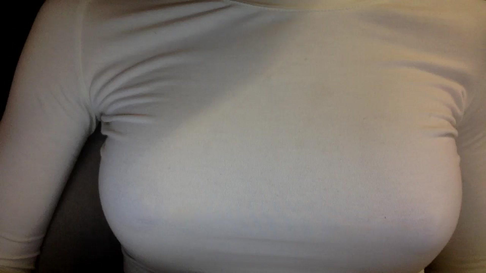 Gallery image thumbnail from EgoisticKitty's myfreecams stream on, 11/27/2024, 14:02 image 19 of 20