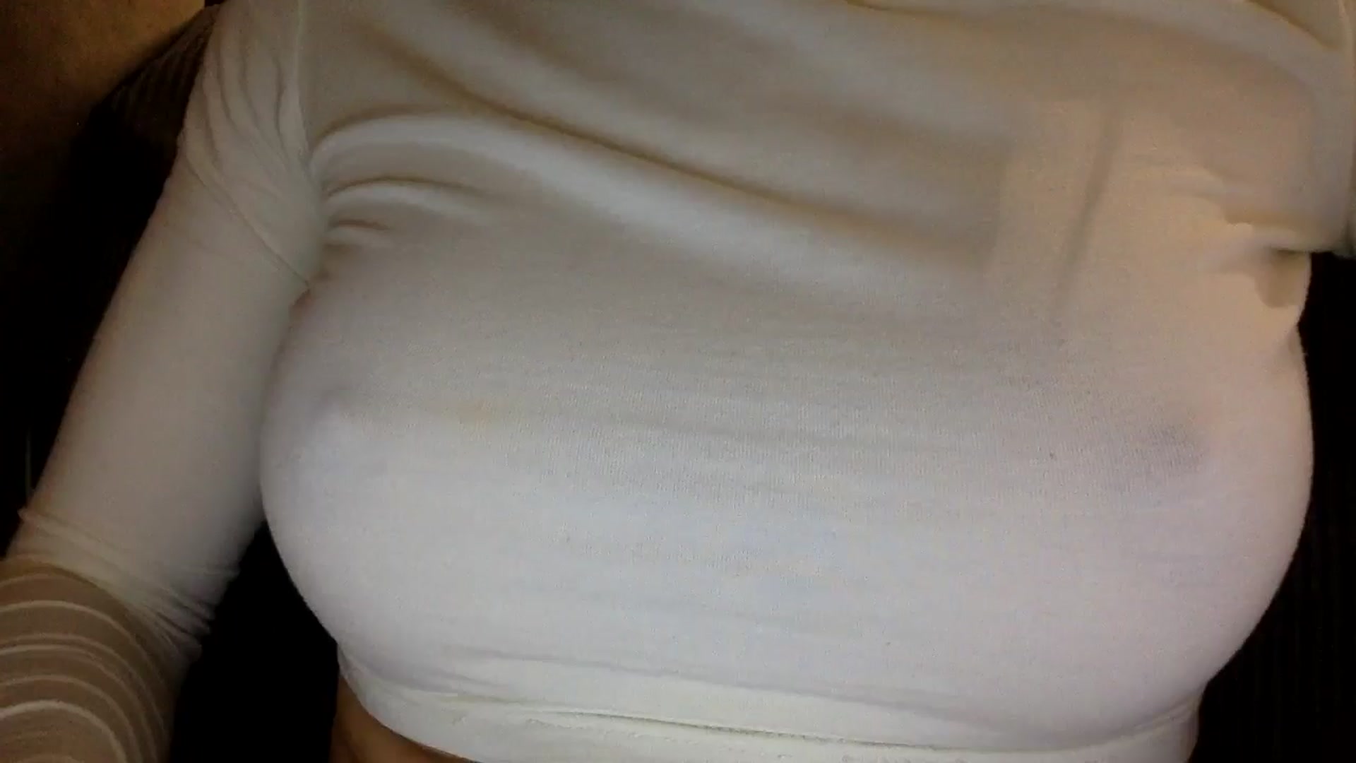 Gallery image thumbnail from EgoisticKitty's myfreecams stream on, 11/27/2024, 15:25 image 8 of 20