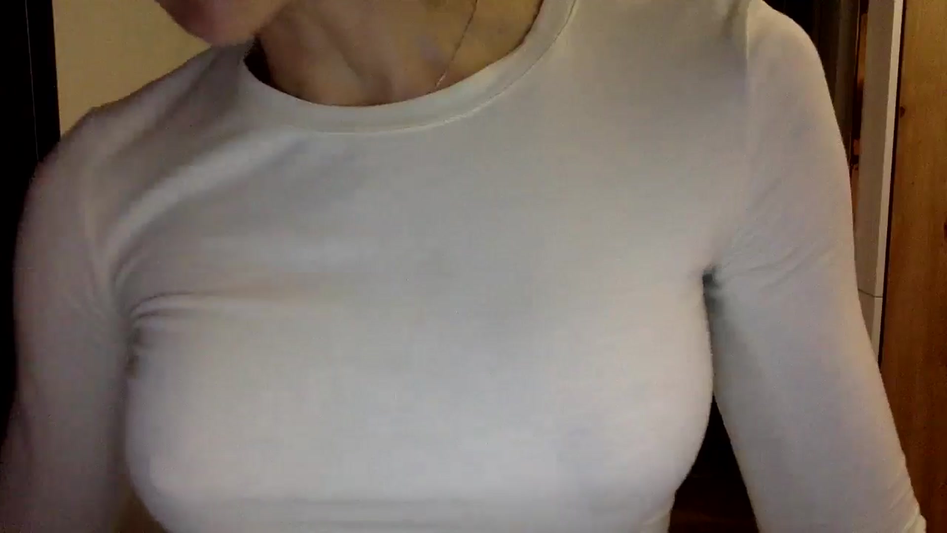 Gallery image thumbnail from EgoisticKitty's myfreecams stream on, 12/02/2024, 13:17 image 2 of 20